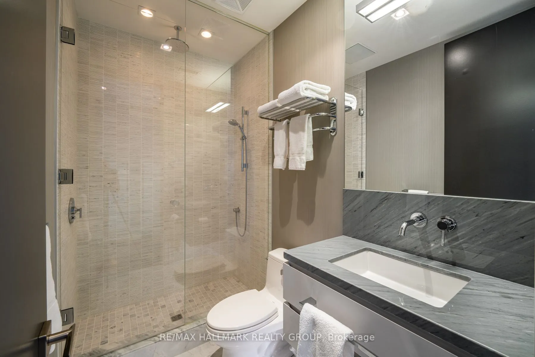 300 Lisgar Street, #1701