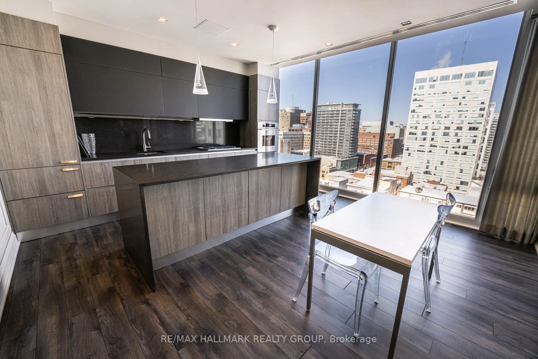 300 Lisgar Street, #1701