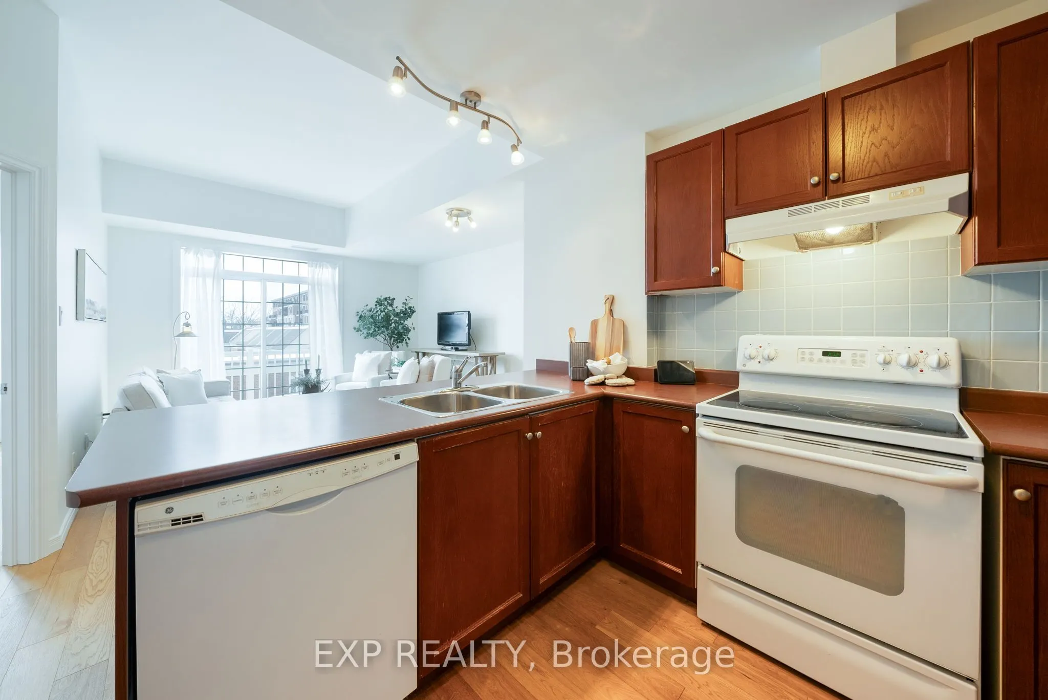 145 Third Street, #309