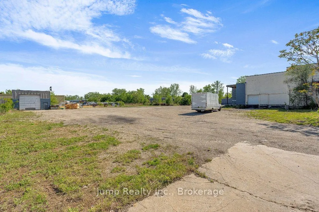 1153 Tecumseh Road W