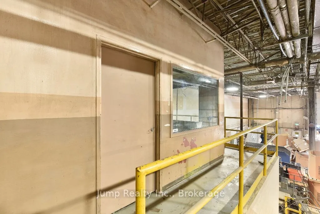 1153 Tecumseh Road W
