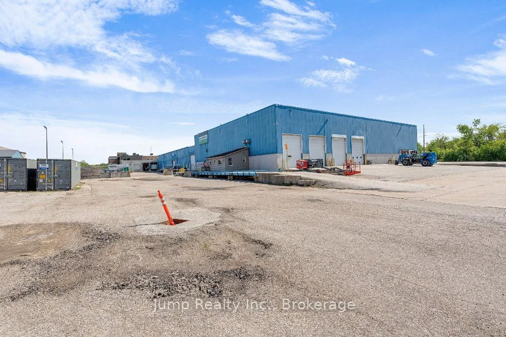 1153 Tecumseh Road W