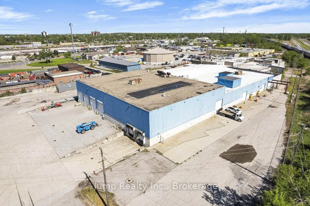 1153 Tecumseh Road W