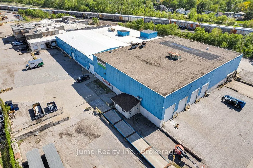 1153 Tecumseh Road W