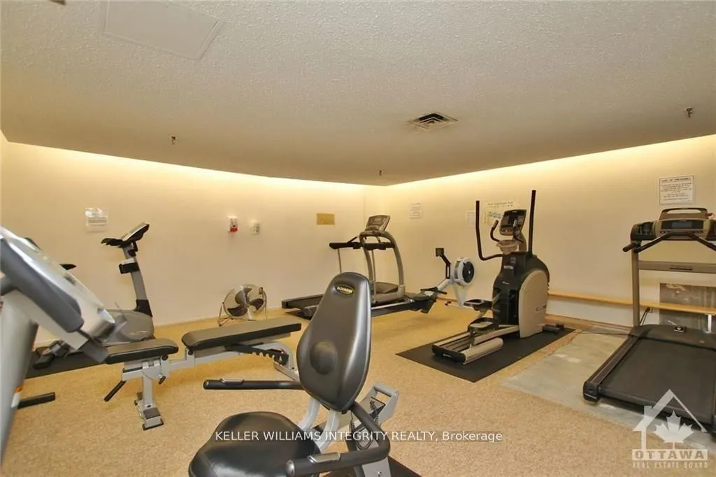 2871 RICHMOND Road, #410