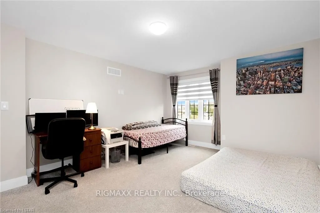 23 Forfar Avenue