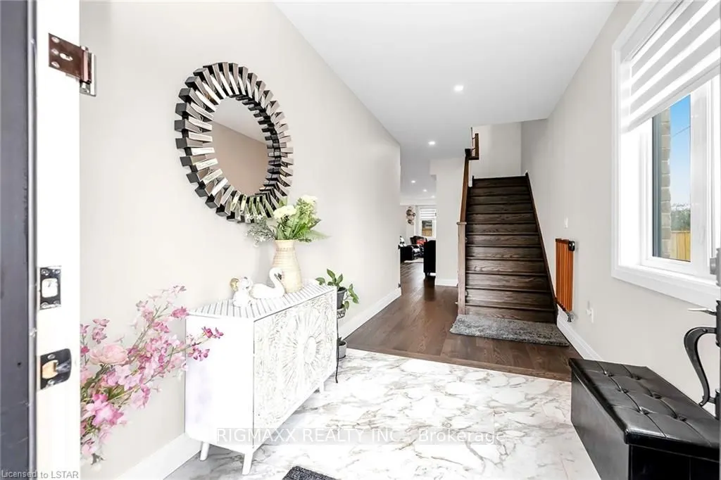 23 Forfar Avenue