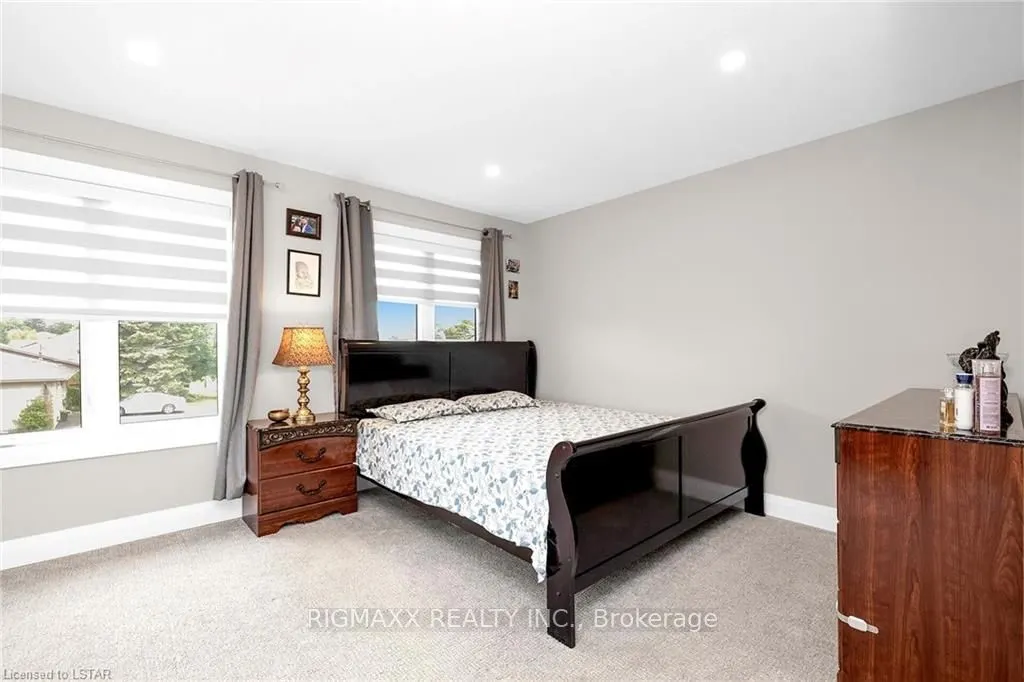 23 Forfar Avenue
