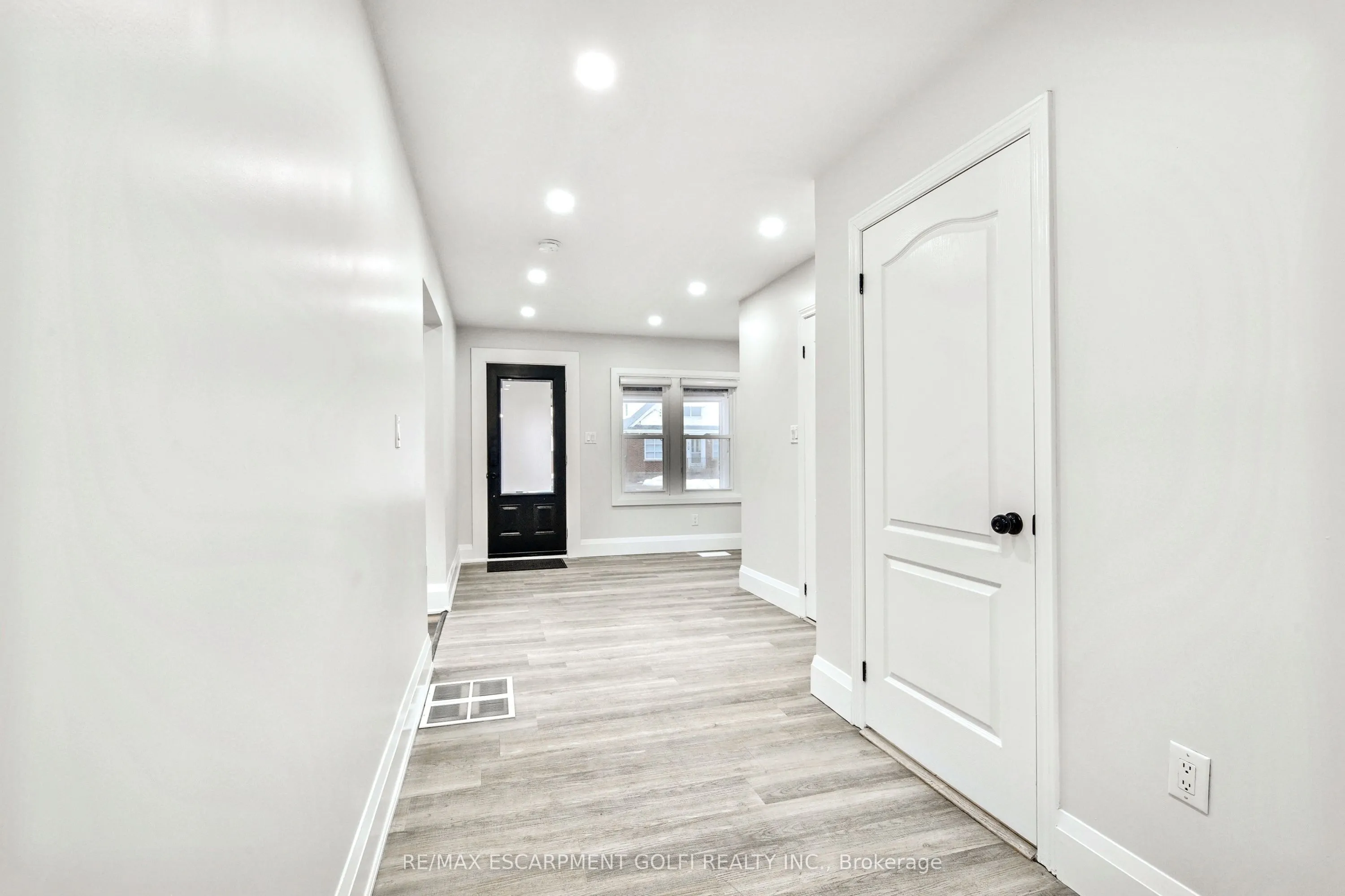 3 Wardrope Avenue