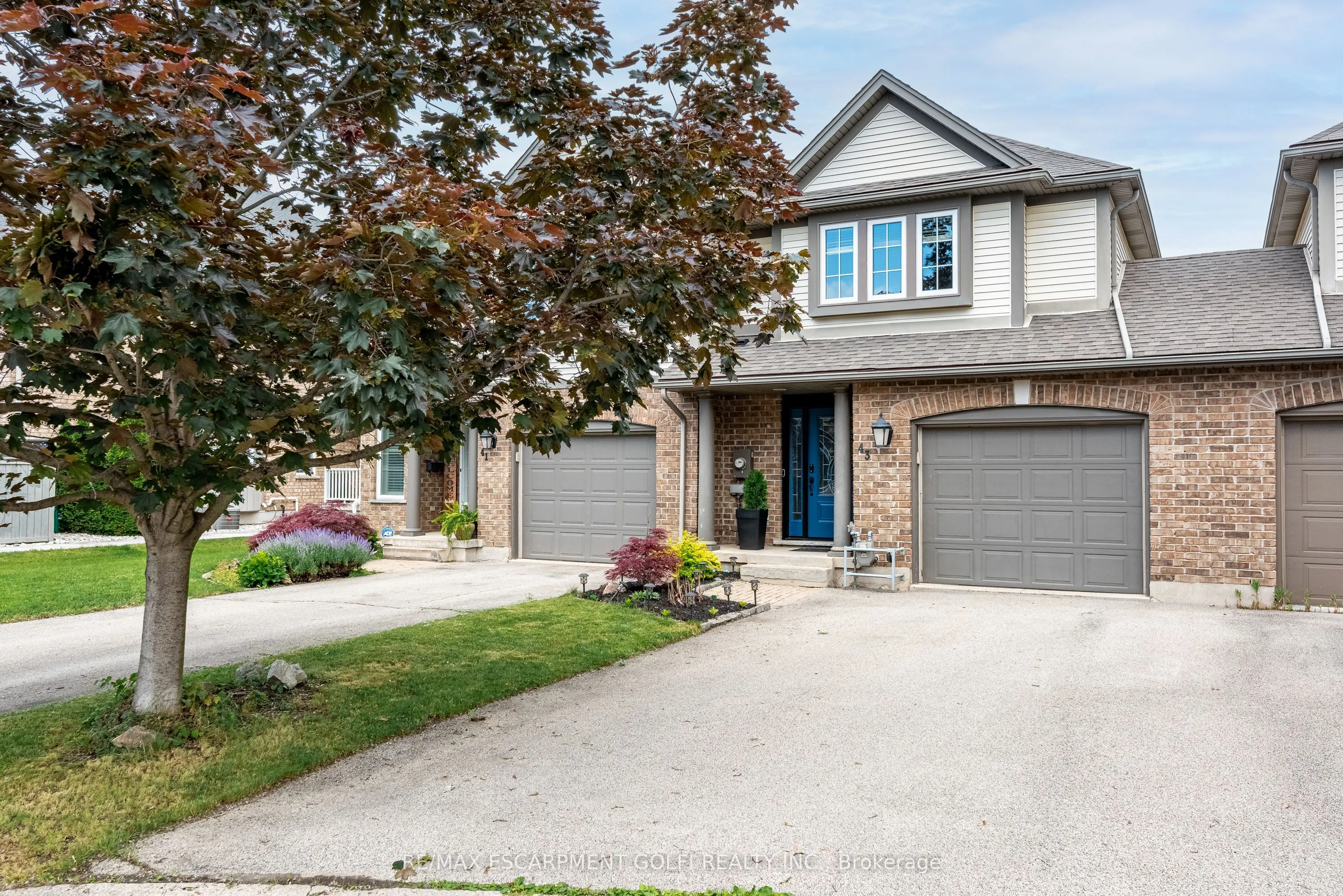 43 FLYNN Court