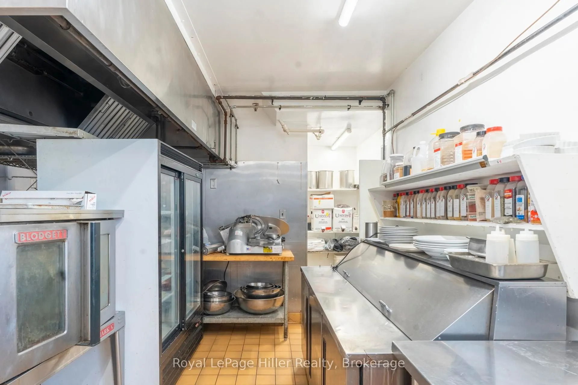 95 Waterloo St Street
