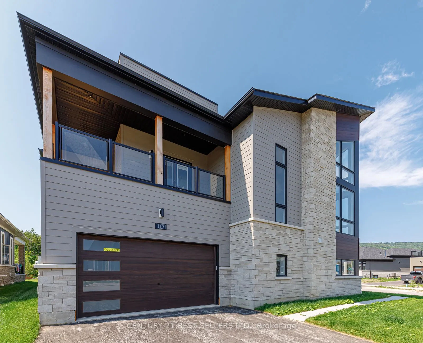 117 Stoneleigh Drive