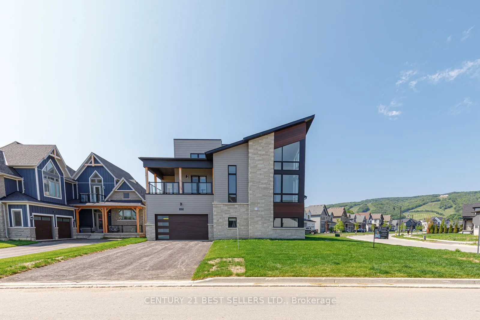 117 Stoneleigh Drive