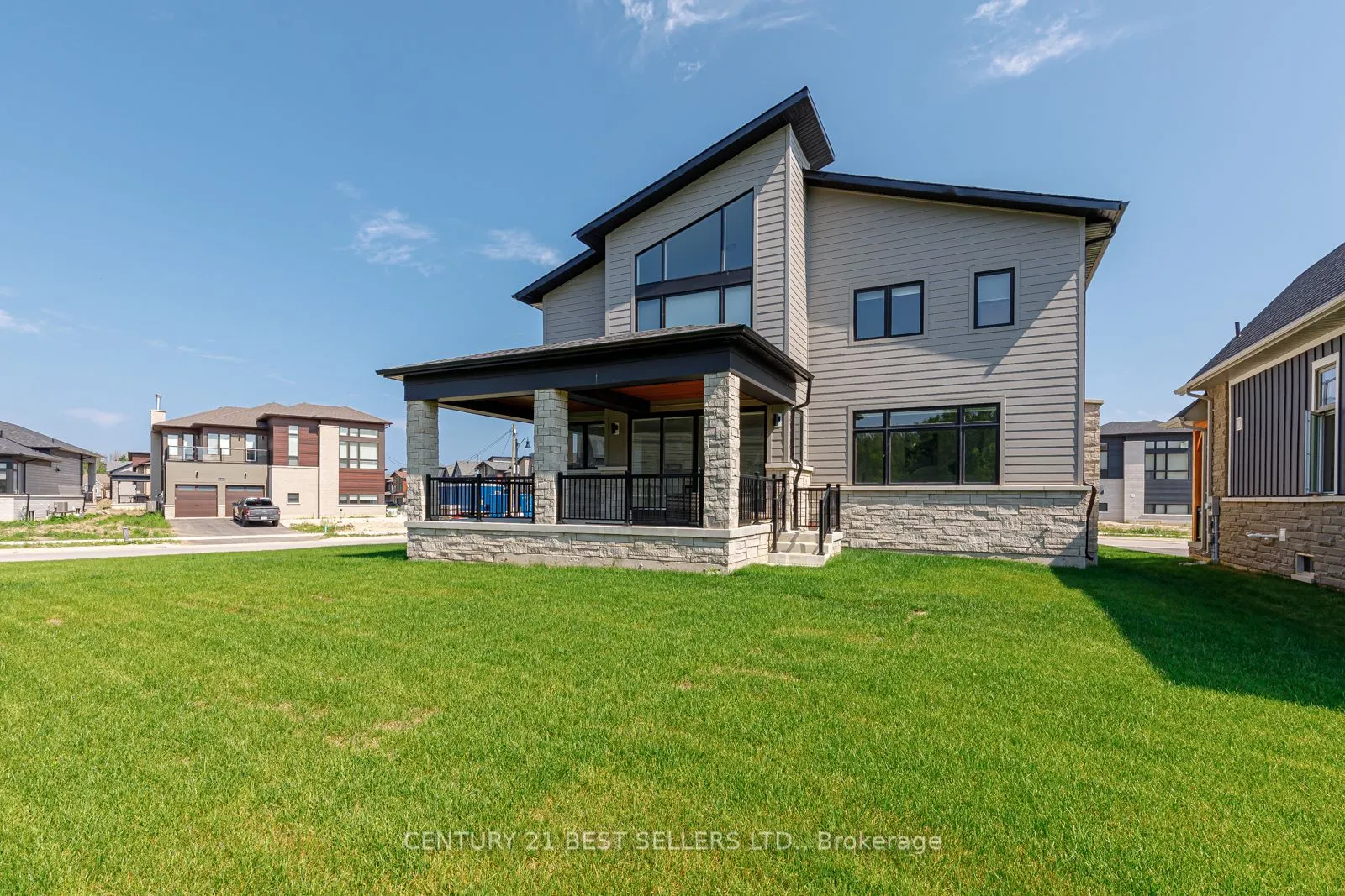 117 Stoneleigh Drive