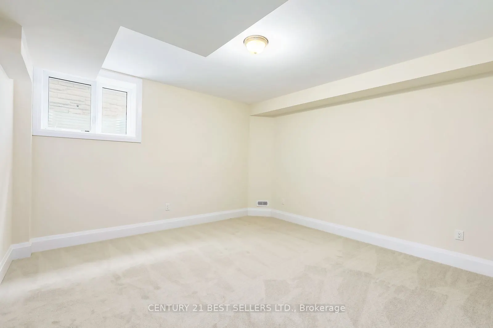 117 Stoneleigh Drive
