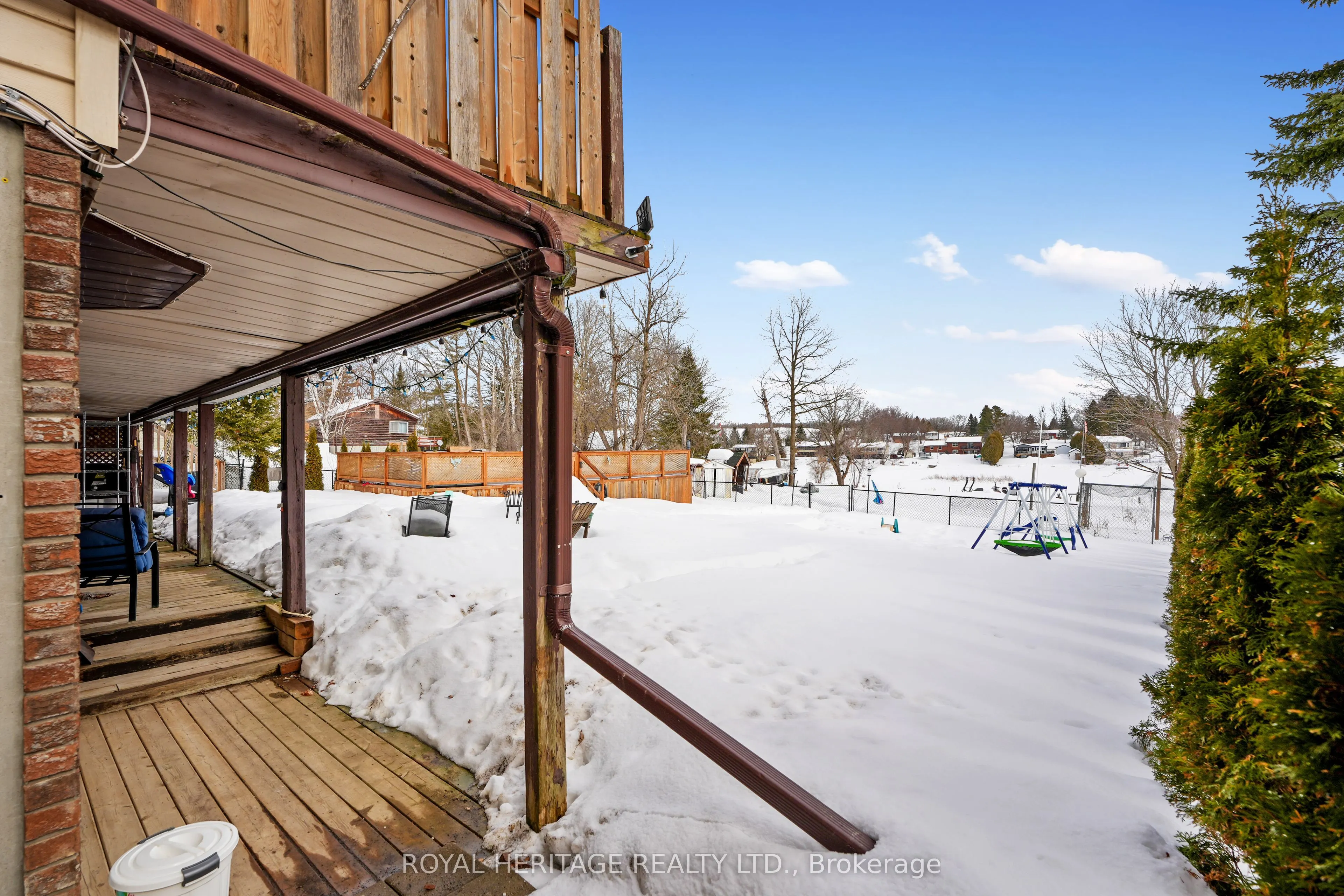 16 Bayview Drive