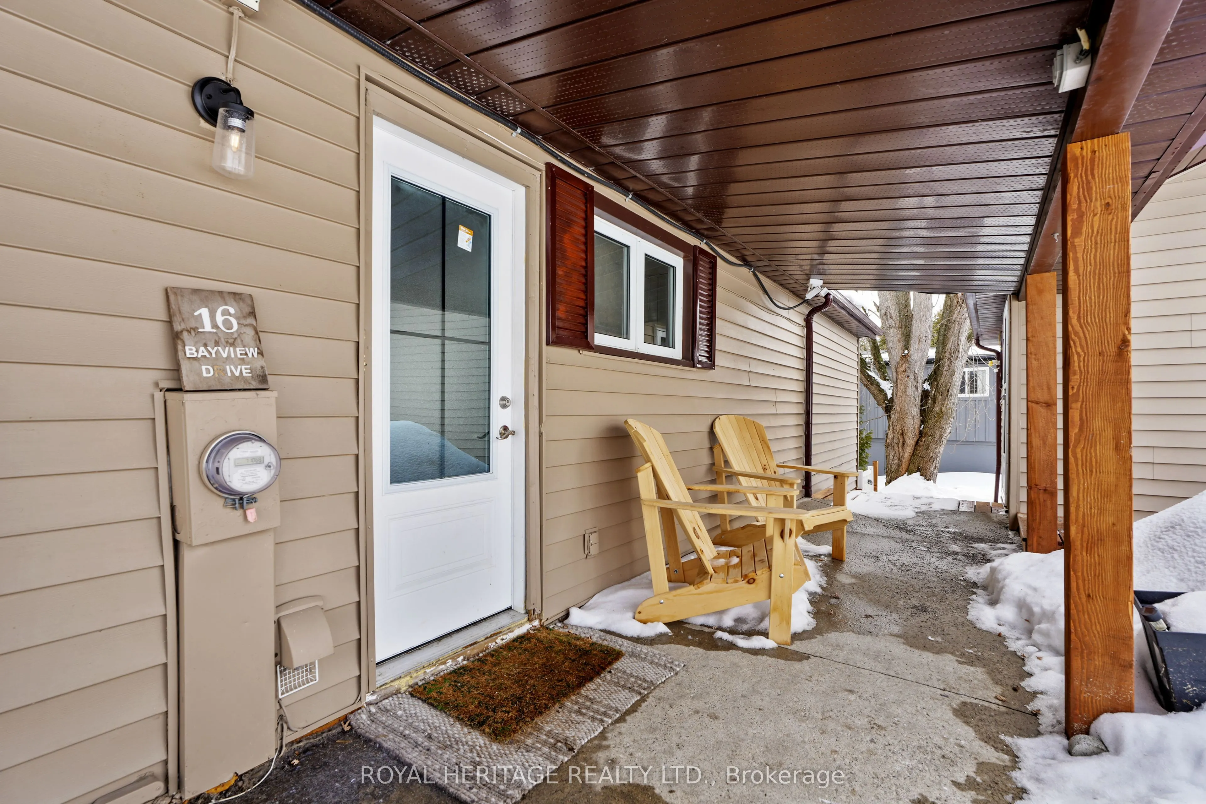 16 Bayview Drive