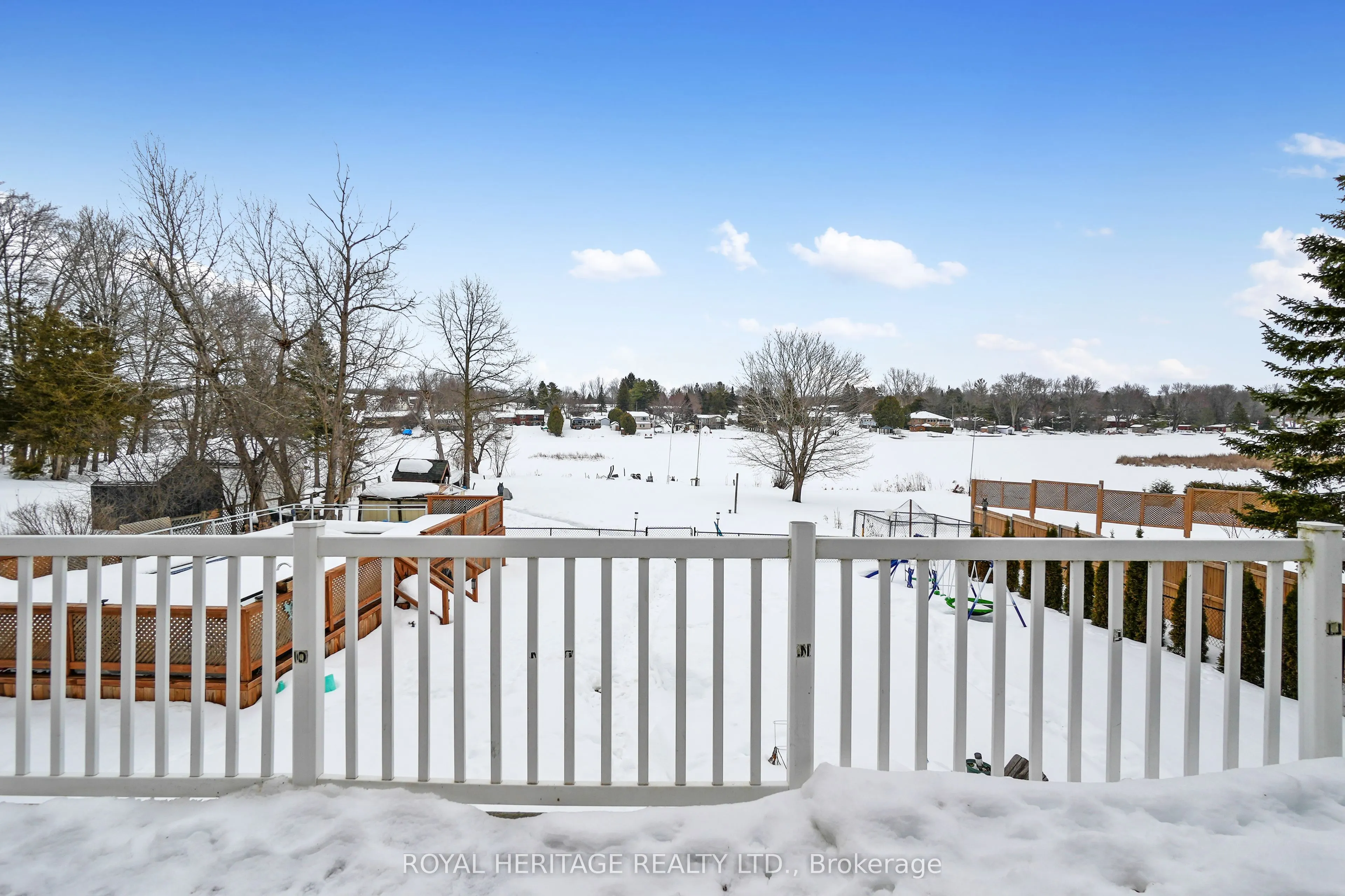 16 Bayview Drive