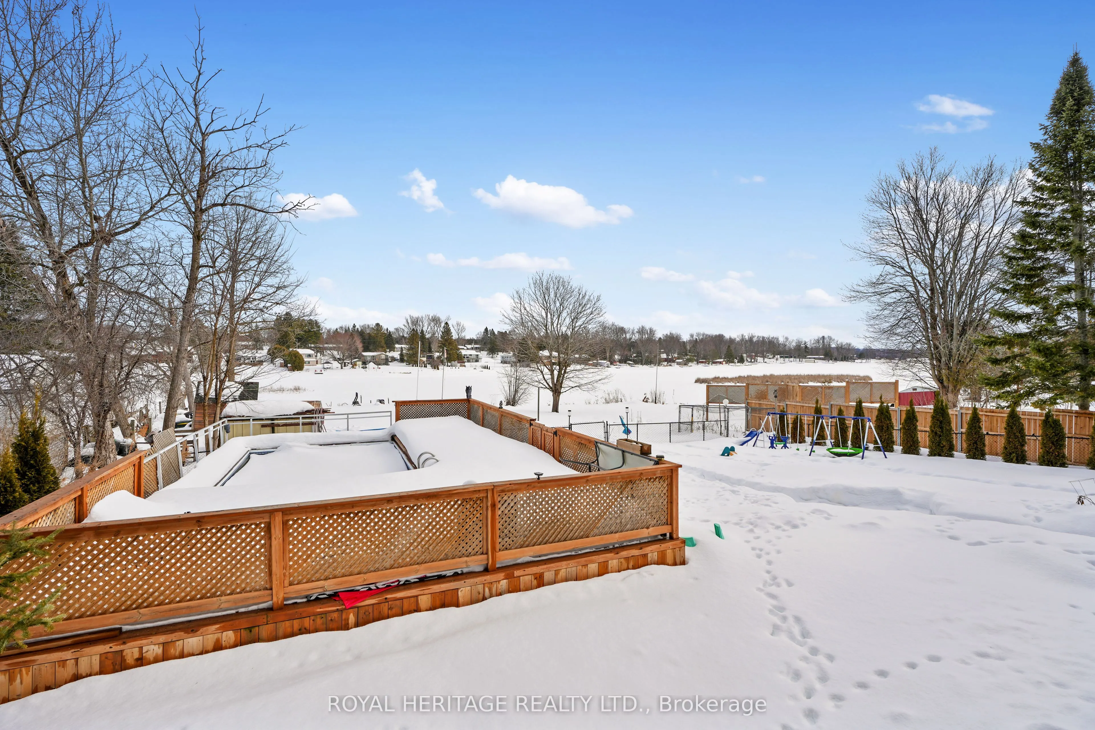 16 Bayview Drive
