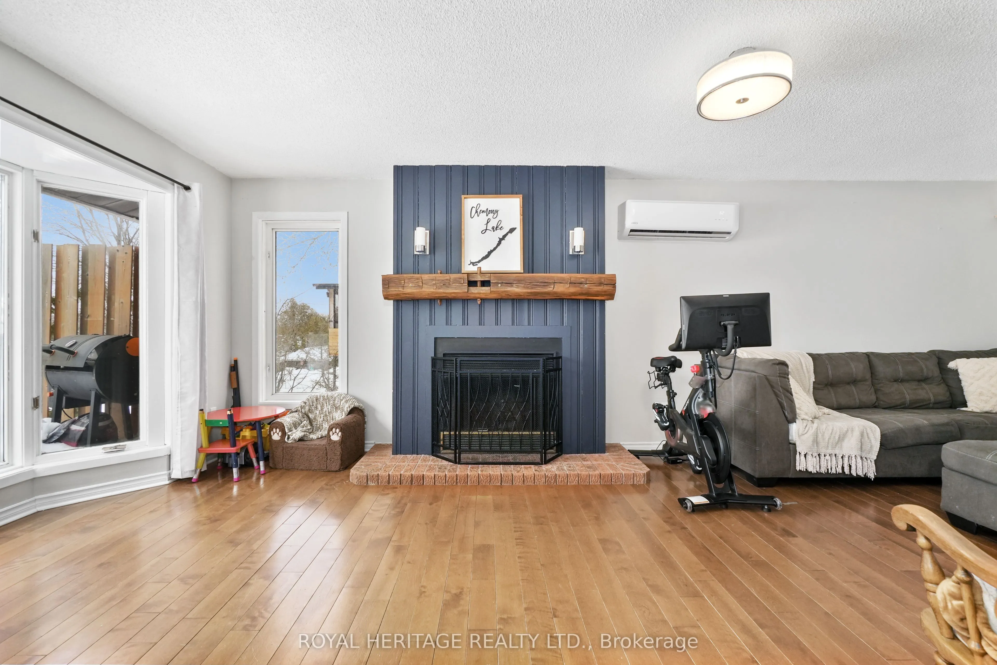 16 Bayview Drive