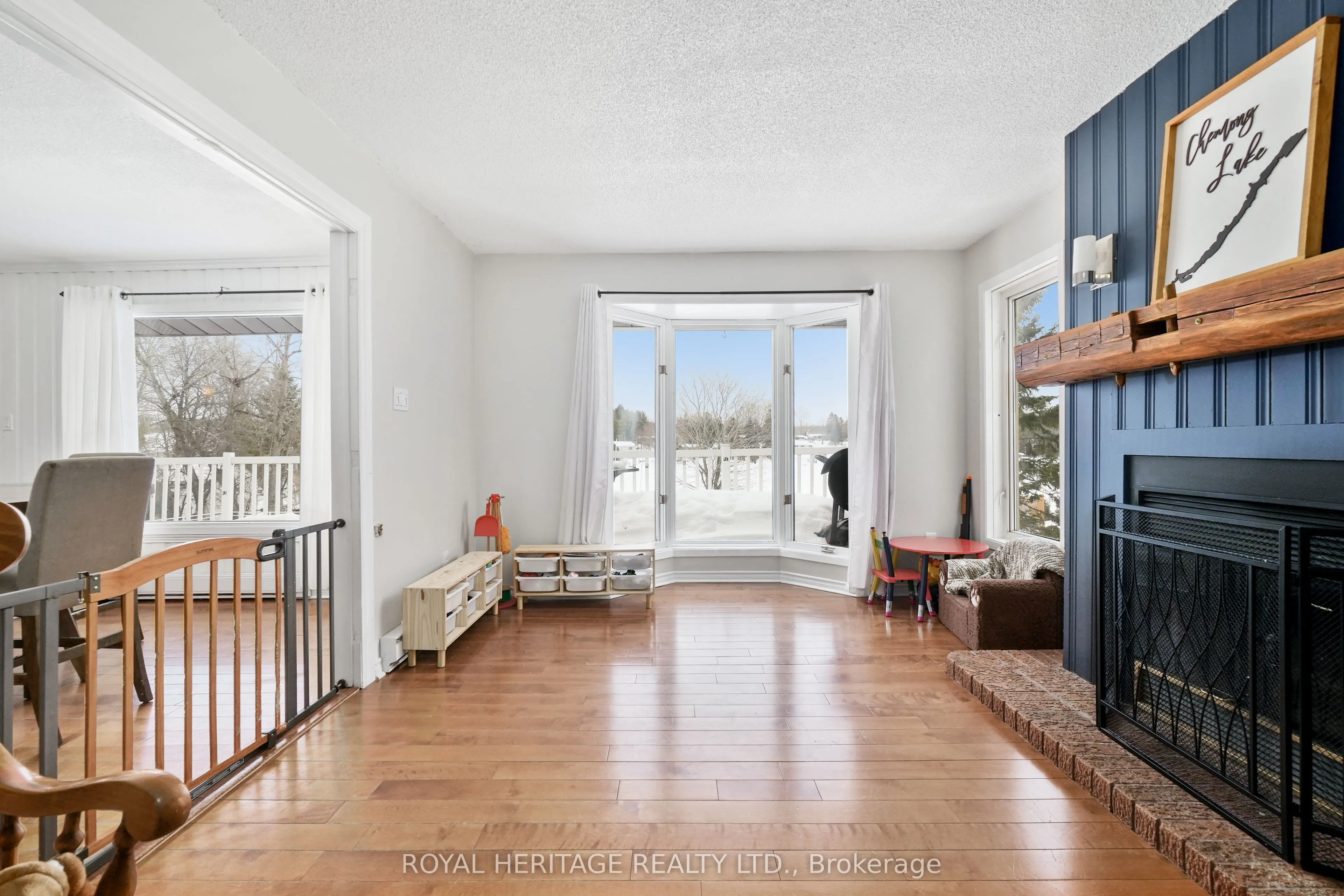 16 Bayview Drive