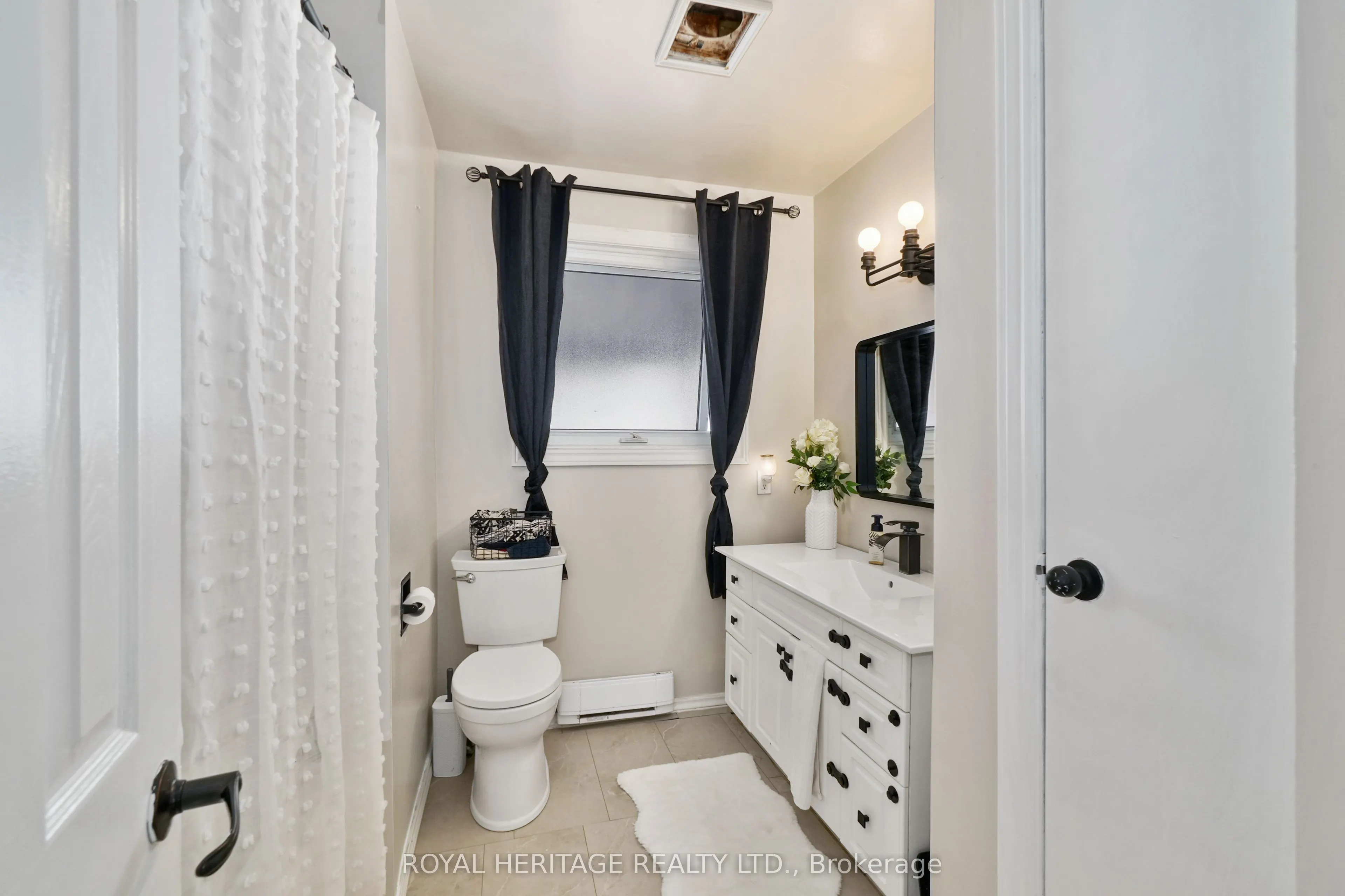 16 Bayview Drive