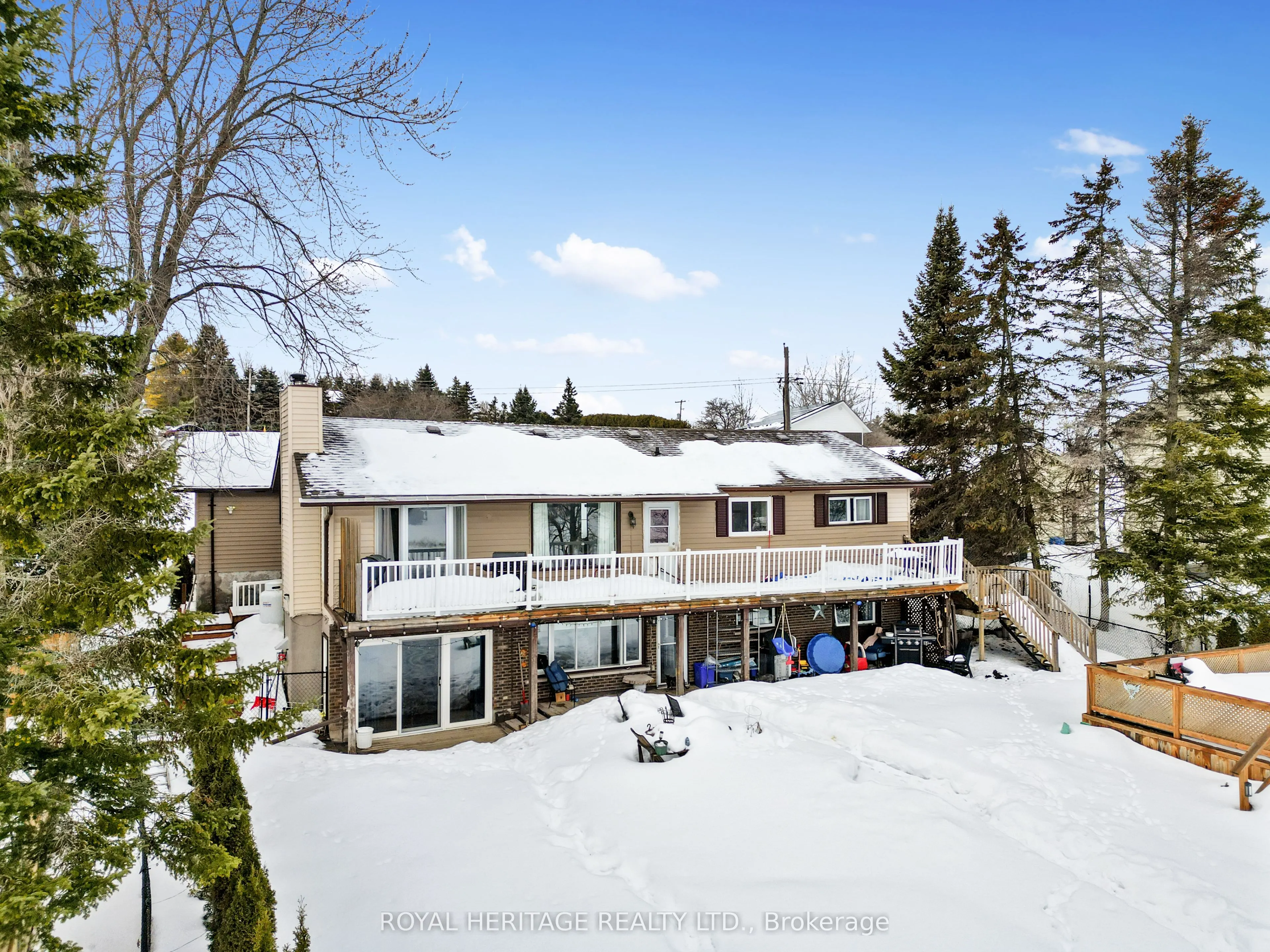 16 Bayview Drive