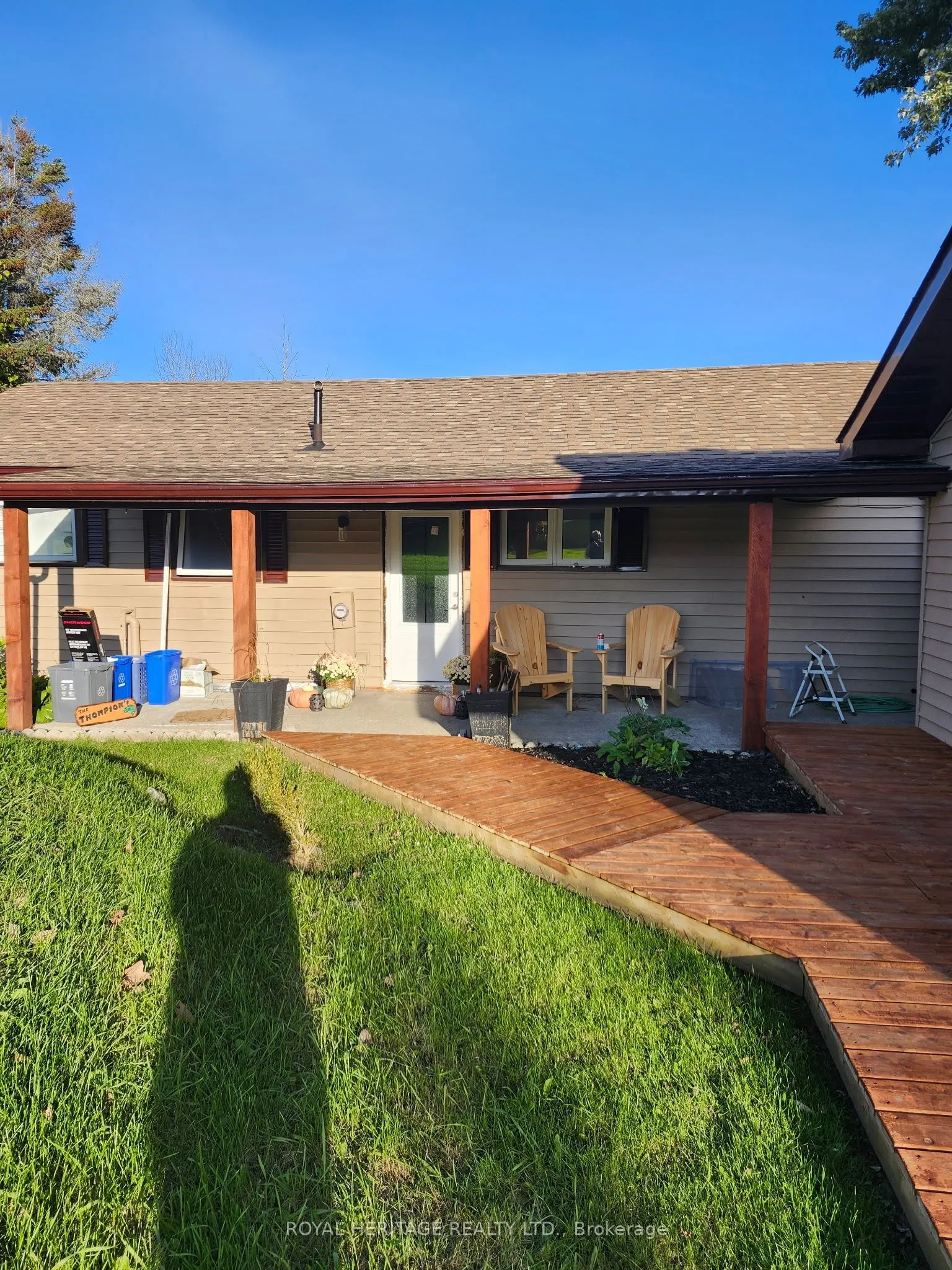16 Bayview Drive