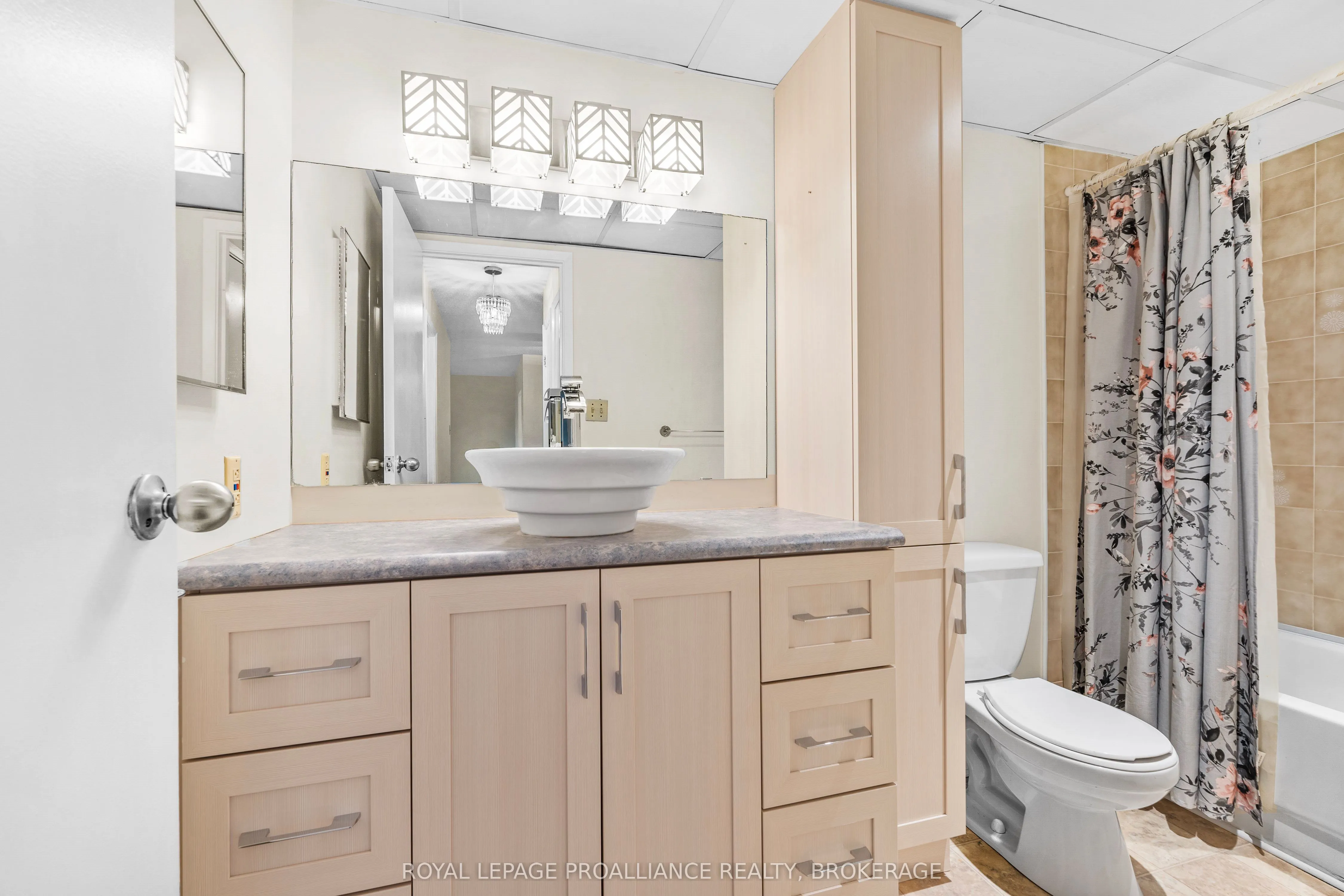 745 Davis Drive, #209