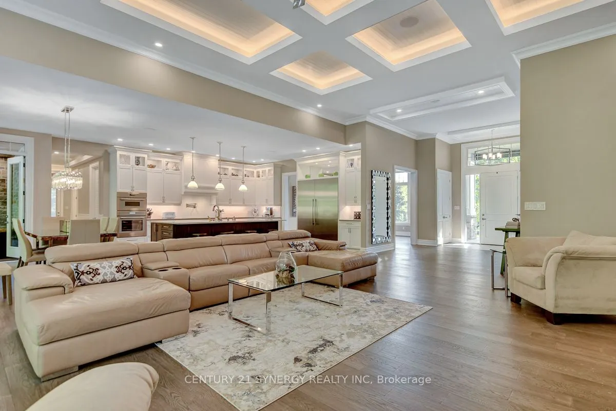 1443 DUCHESS Crescent