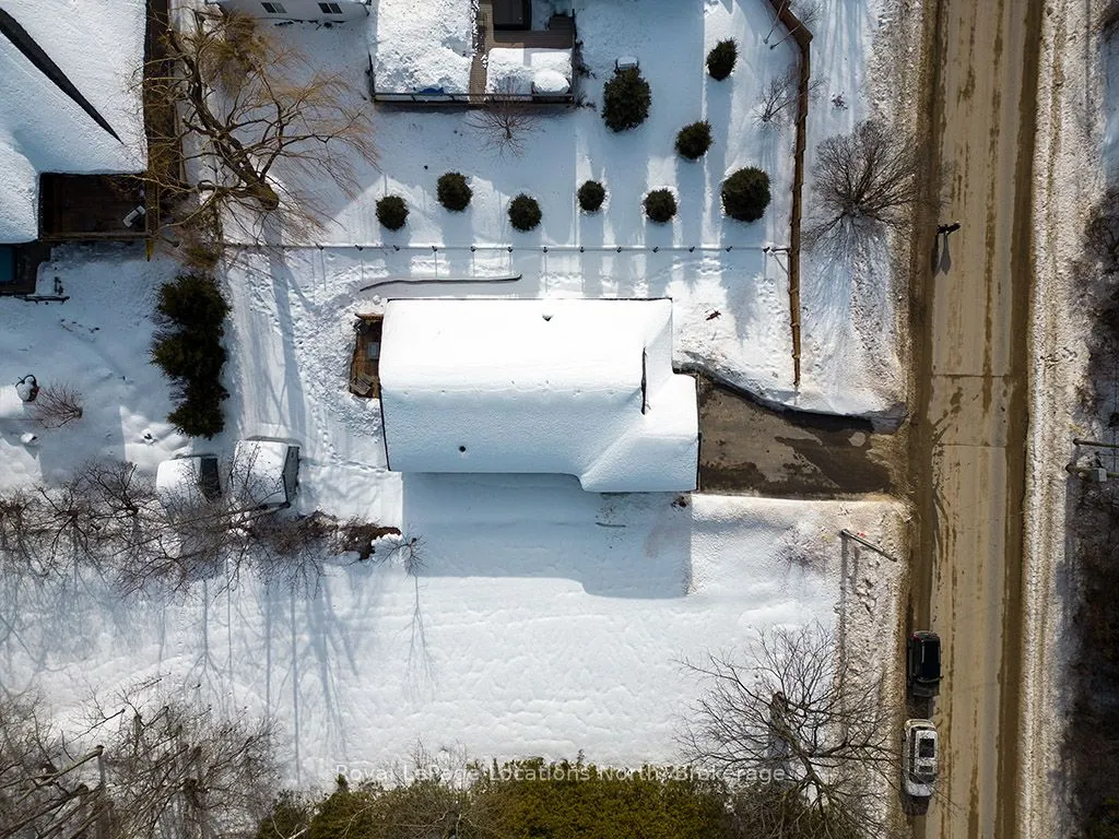 17 Elgin Street S