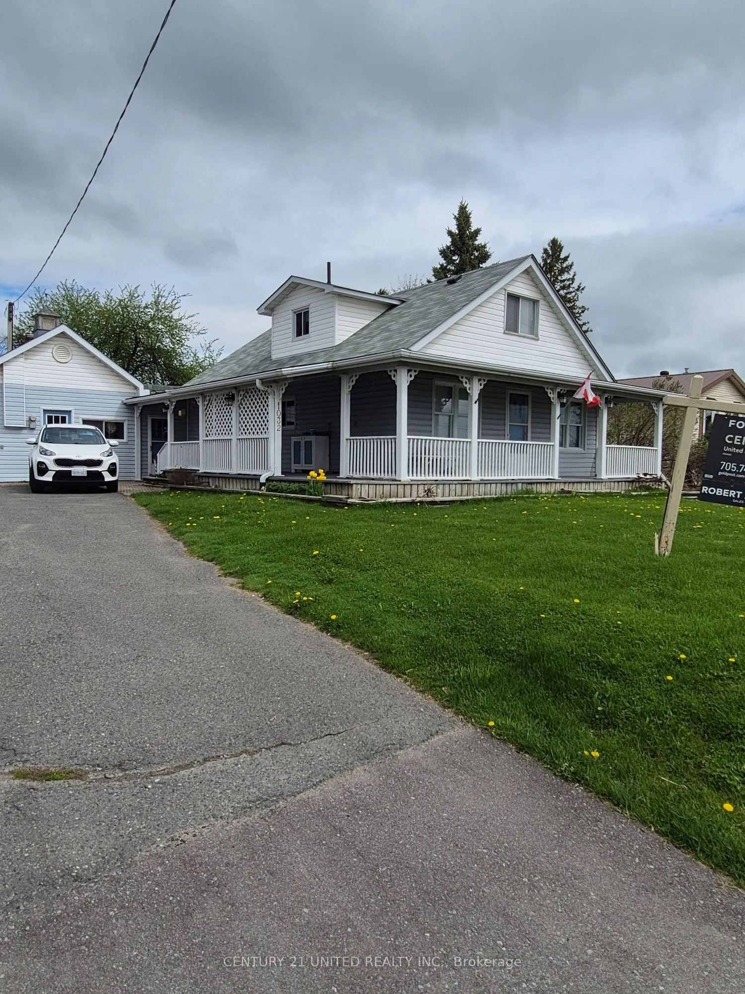 1032 HWY 7 Road