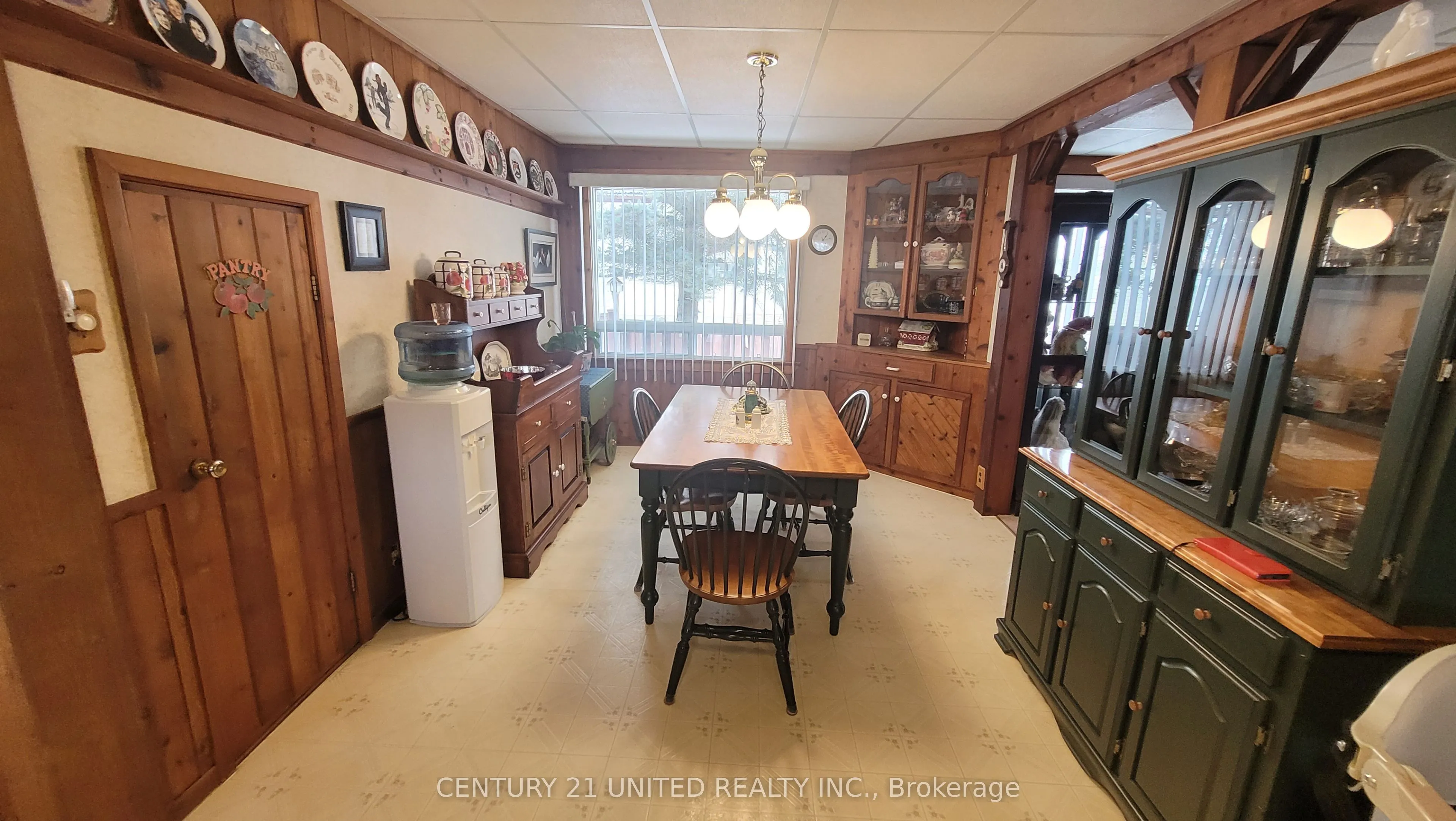1032 HWY 7 Road