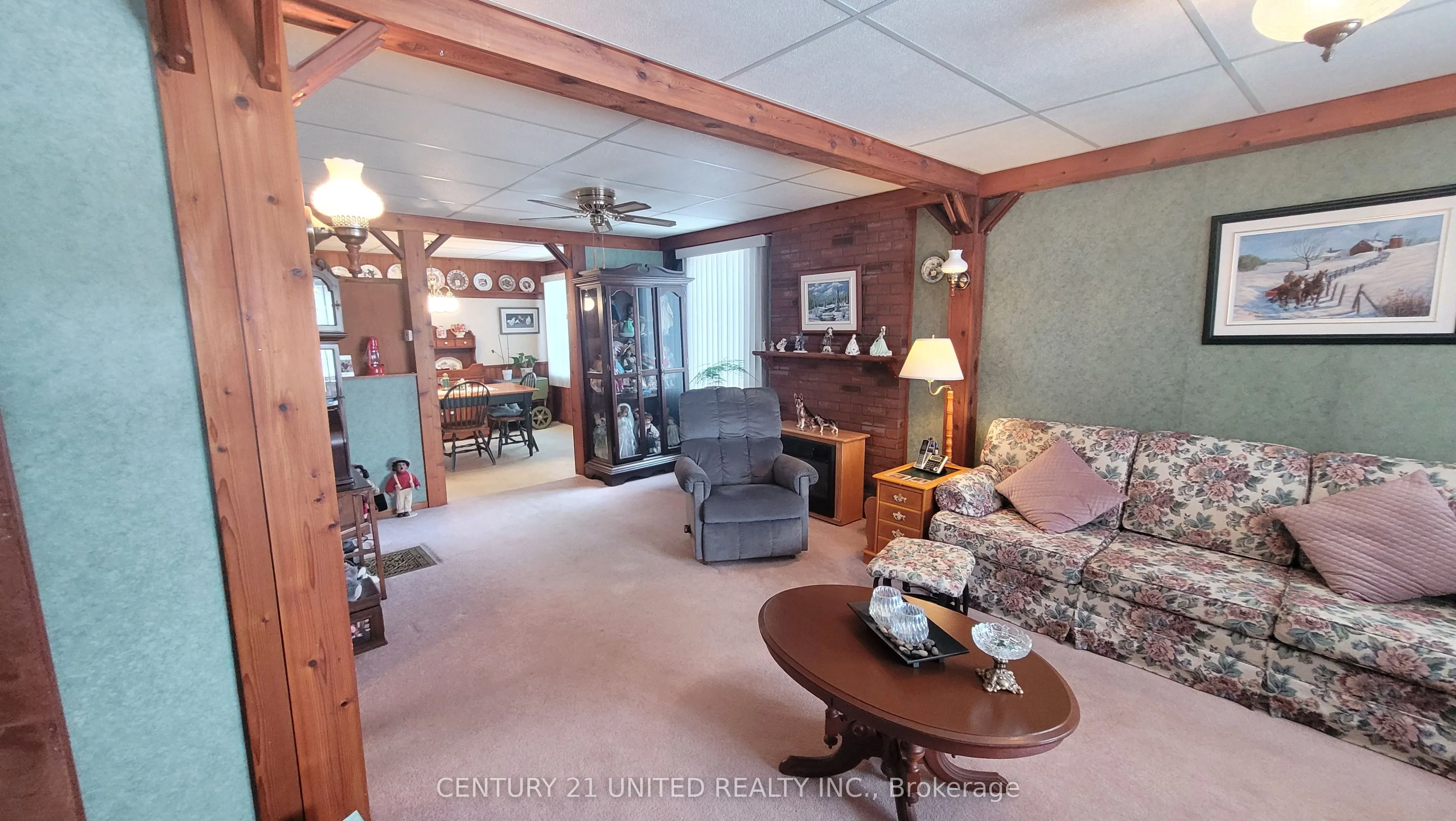 1032 HWY 7 Road