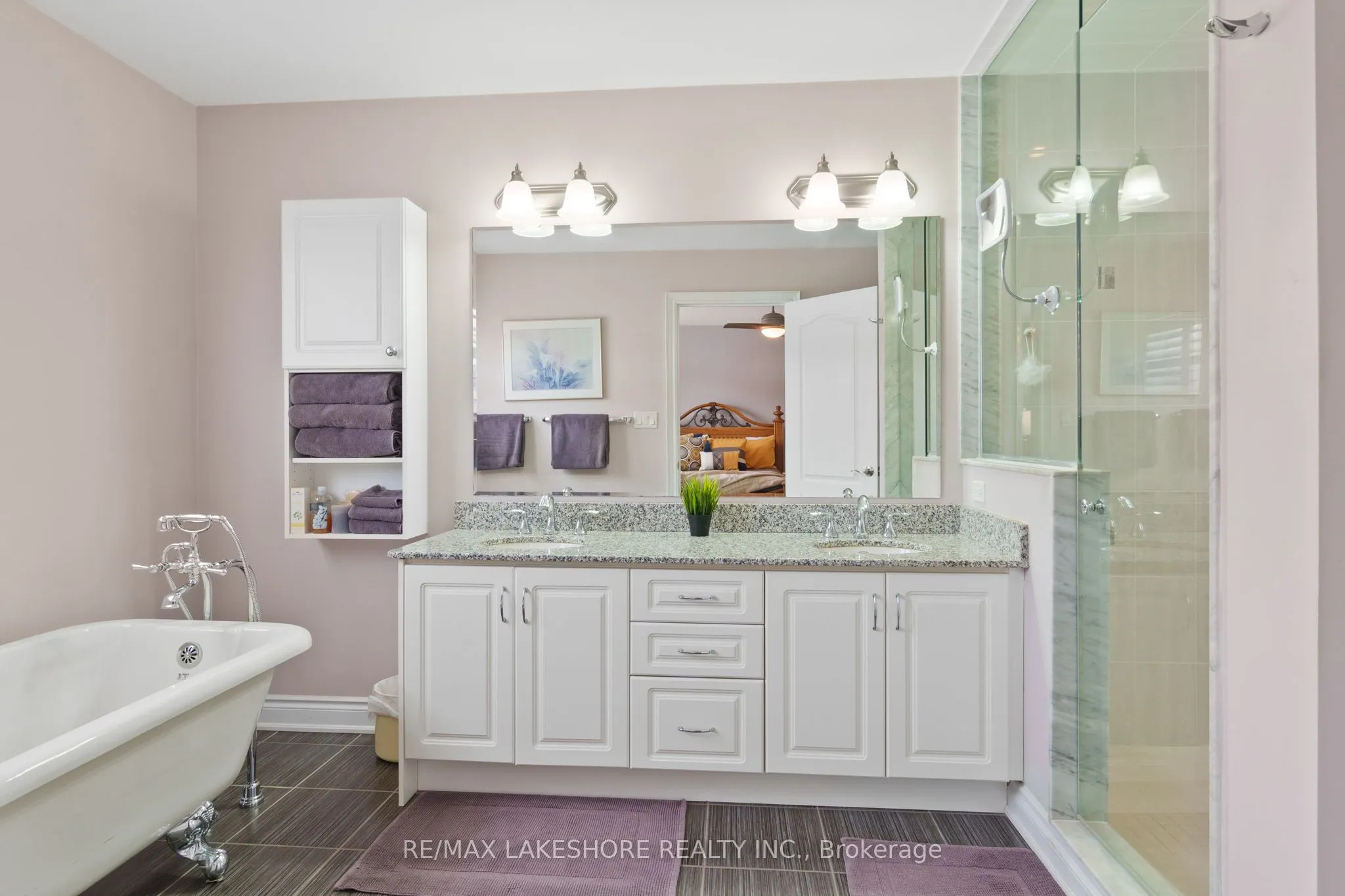 416 Lakeshore Road