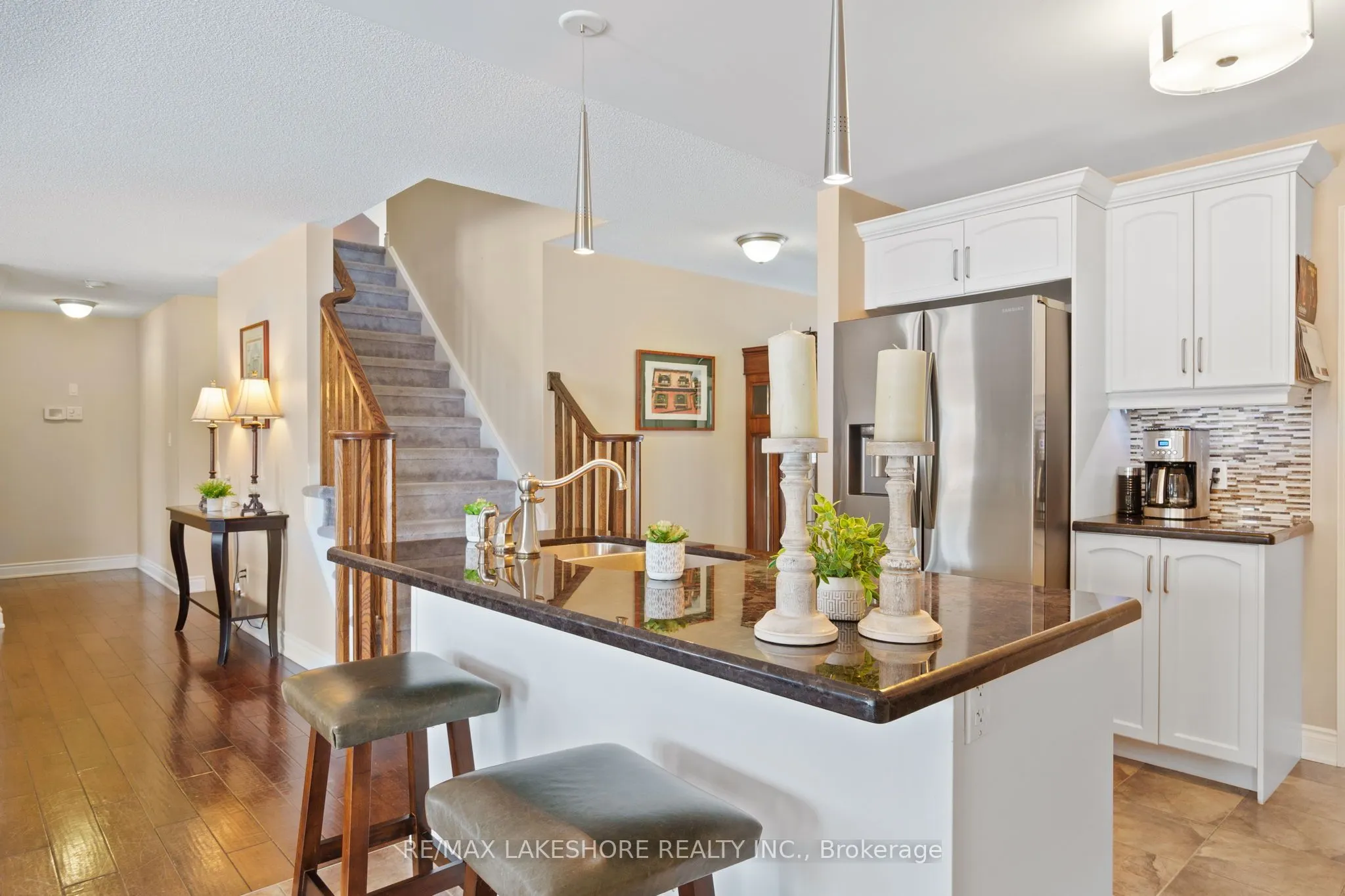 416 Lakeshore Road