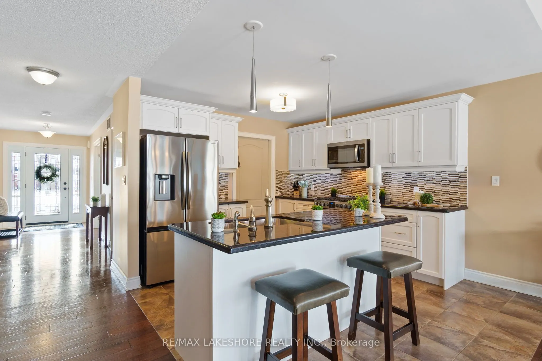 416 Lakeshore Road