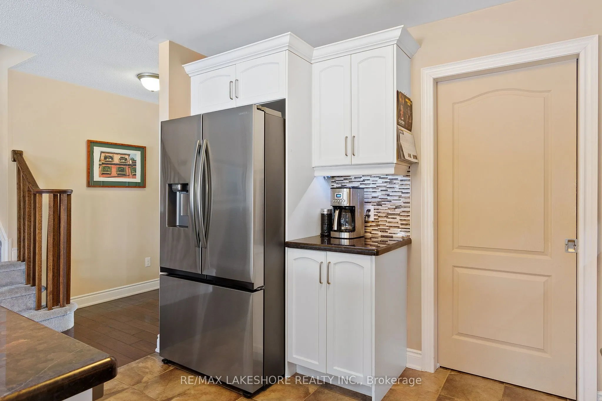 416 Lakeshore Road