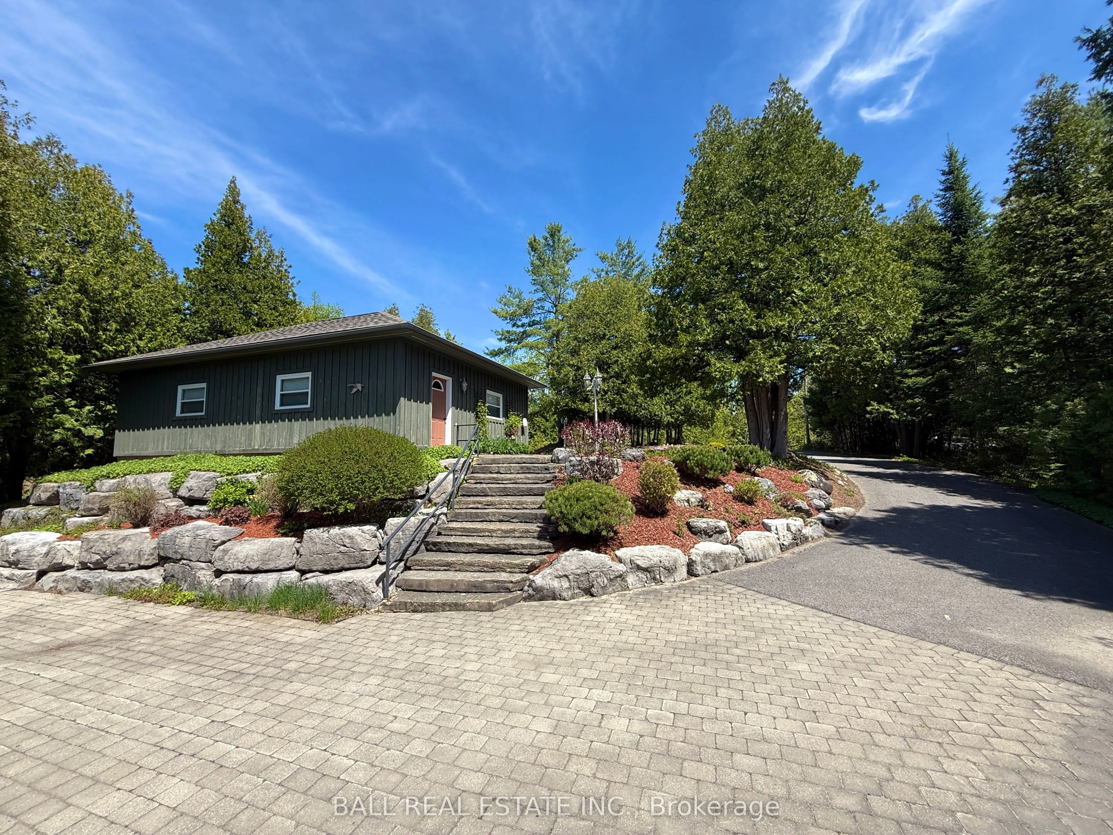 1950 White Lake Road E