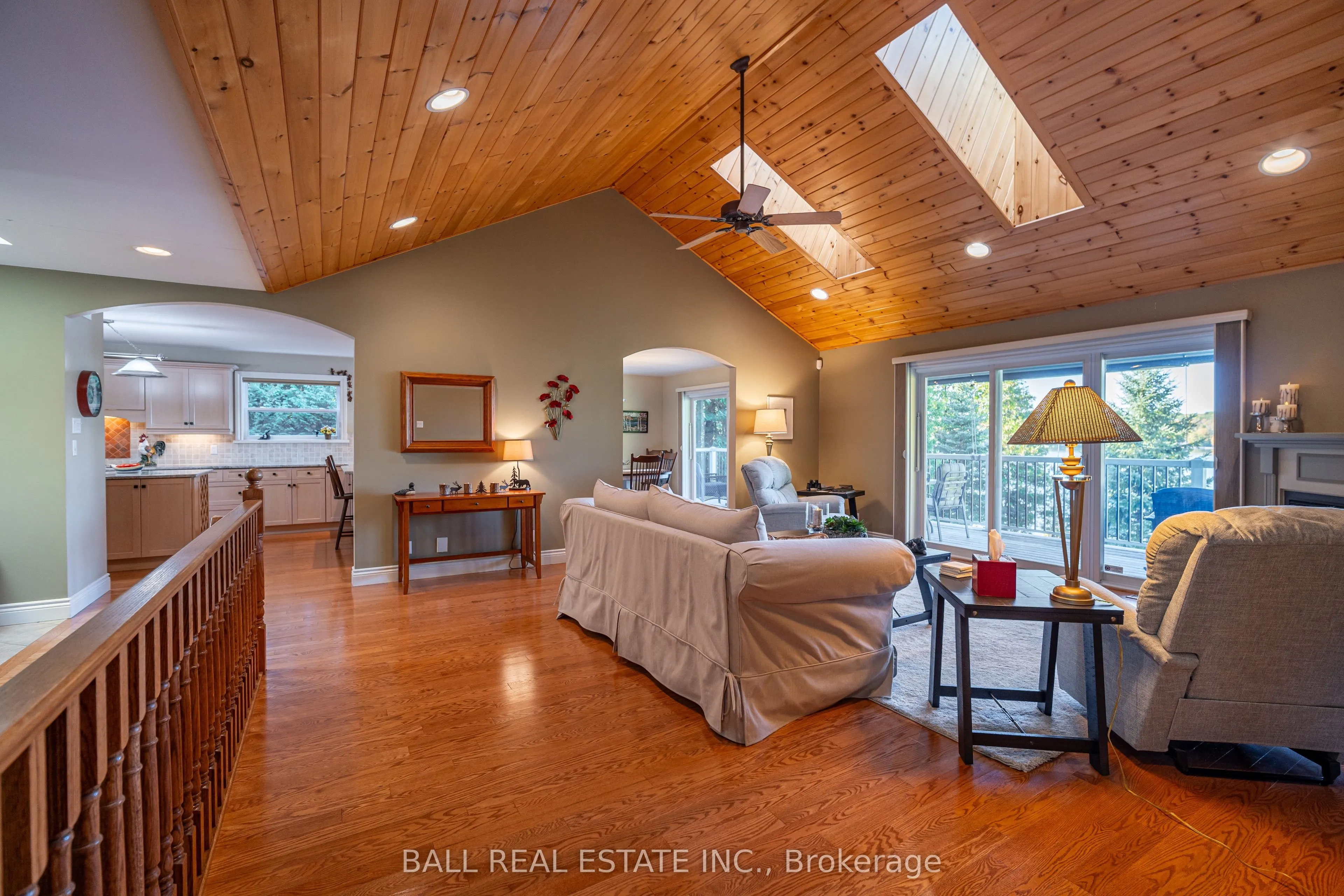 1950 White Lake Road E