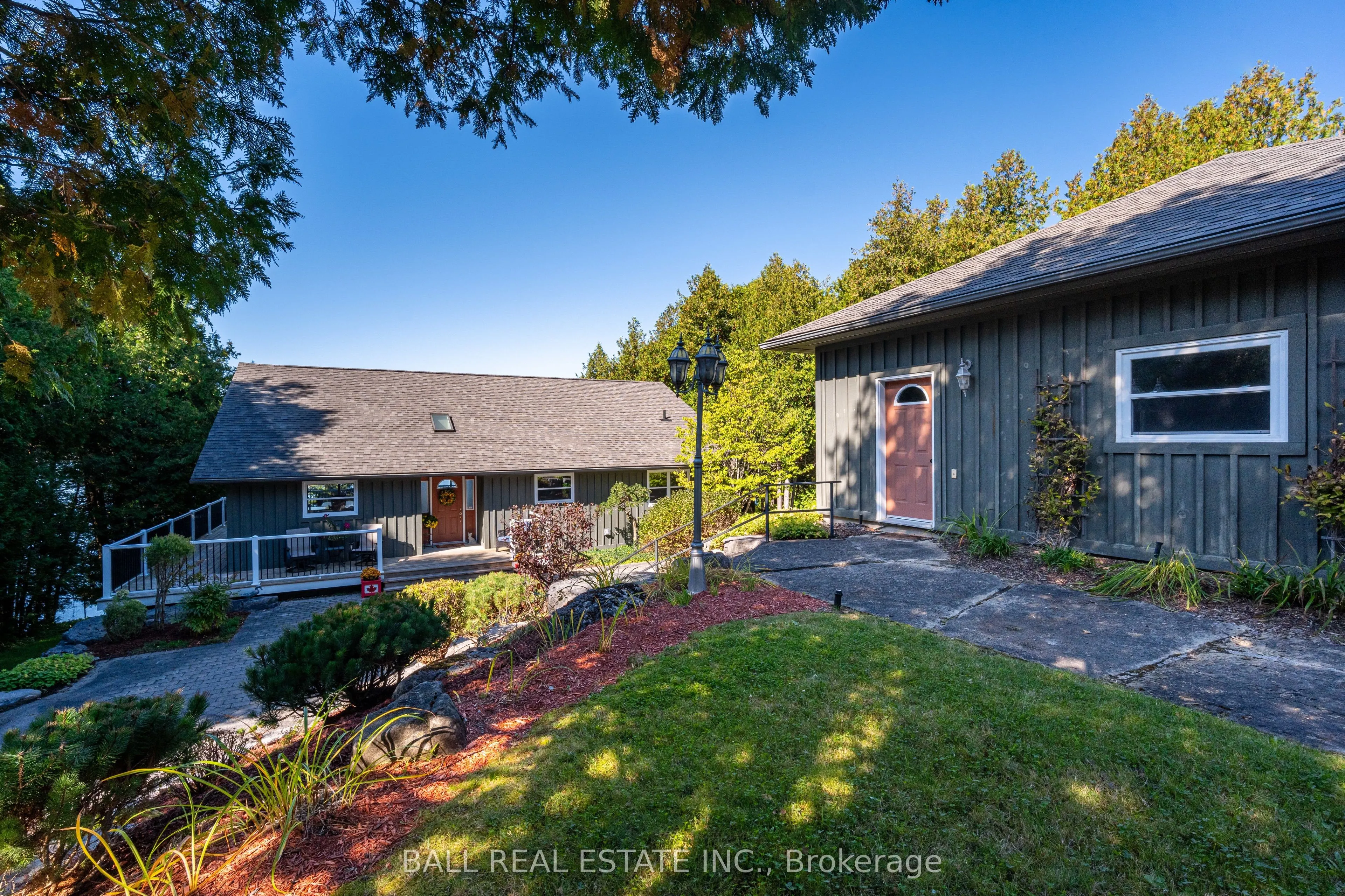 1950 White Lake Road E