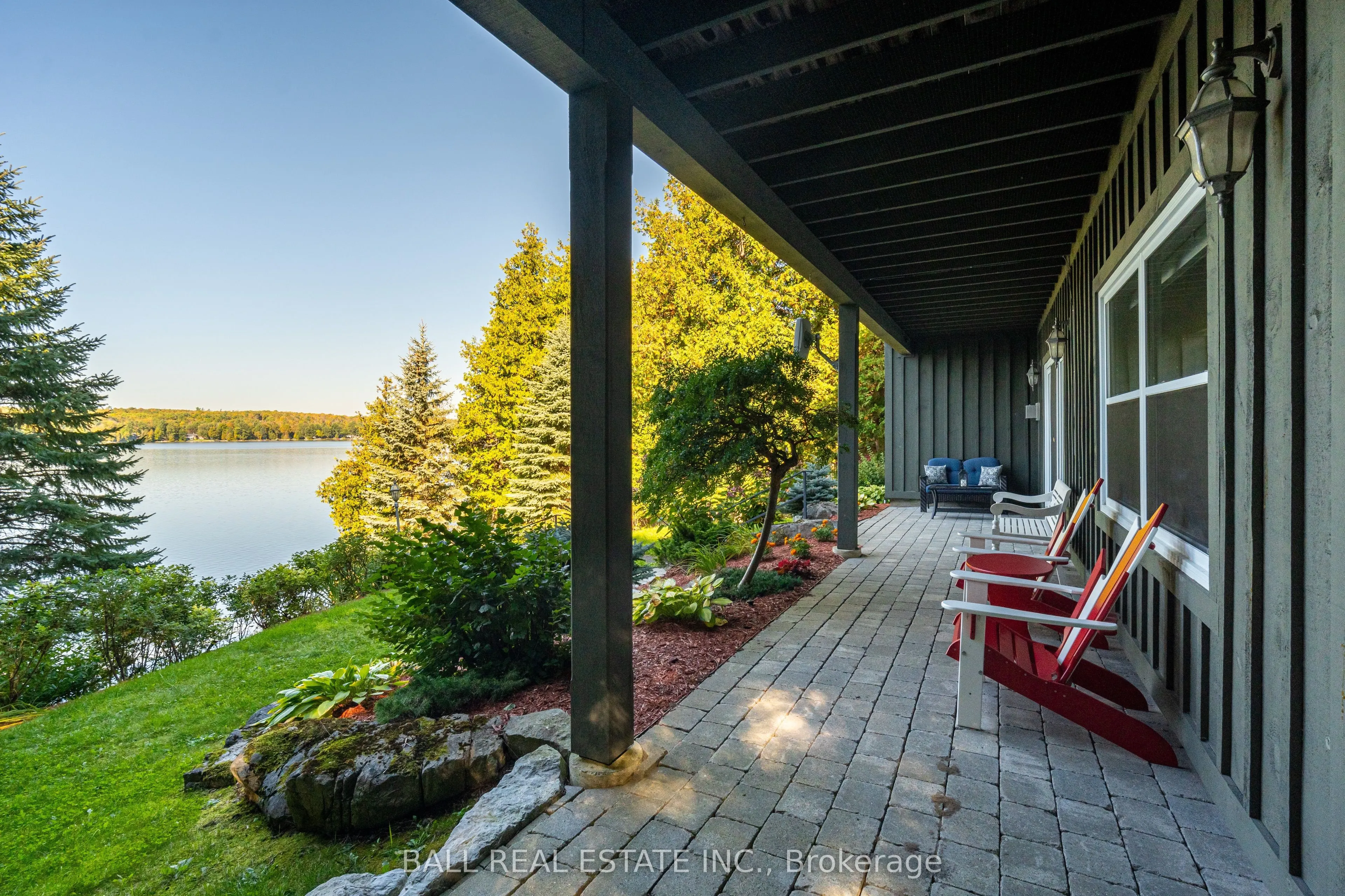 1950 White Lake Road E