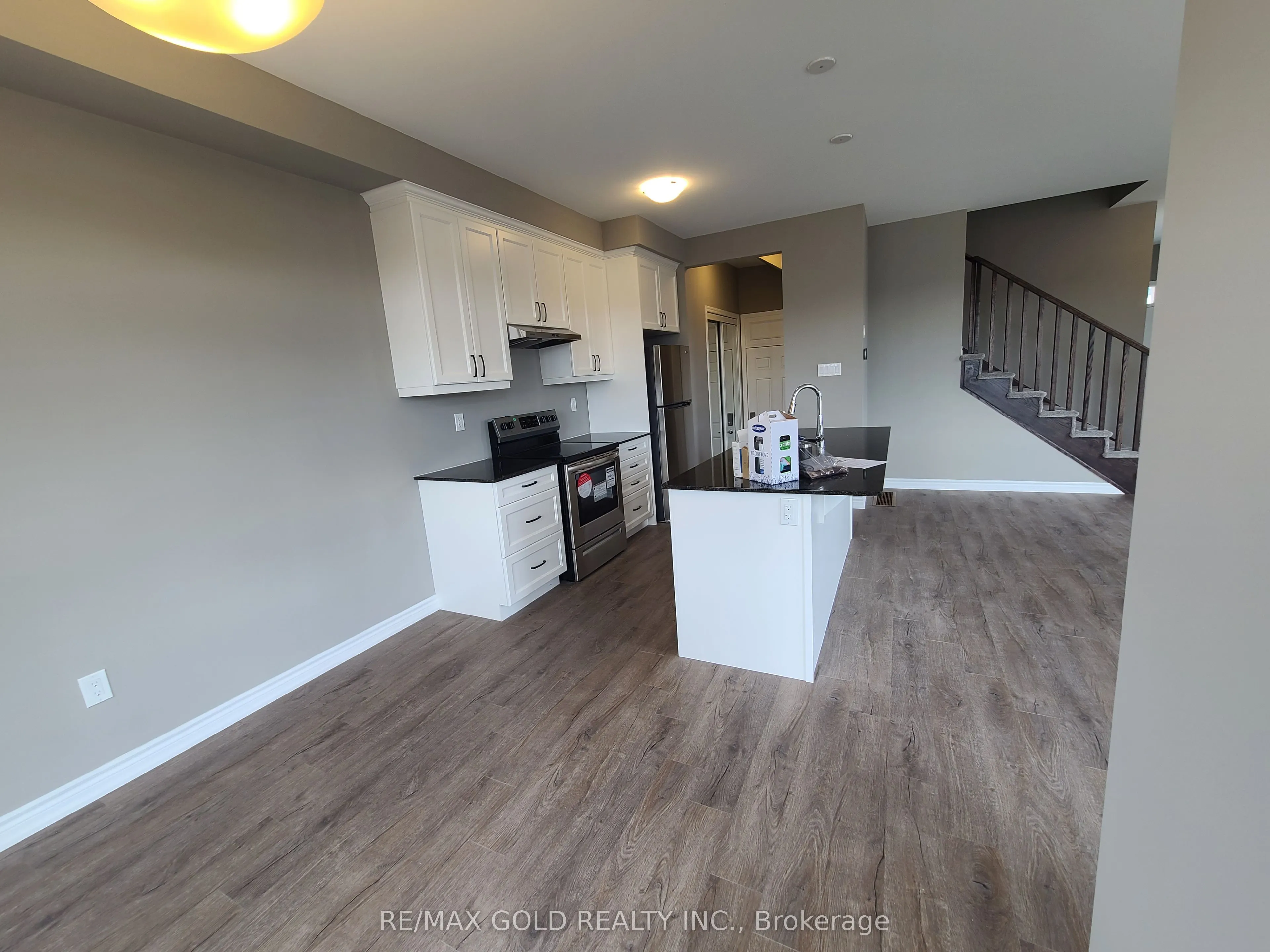 202 Histand Trail