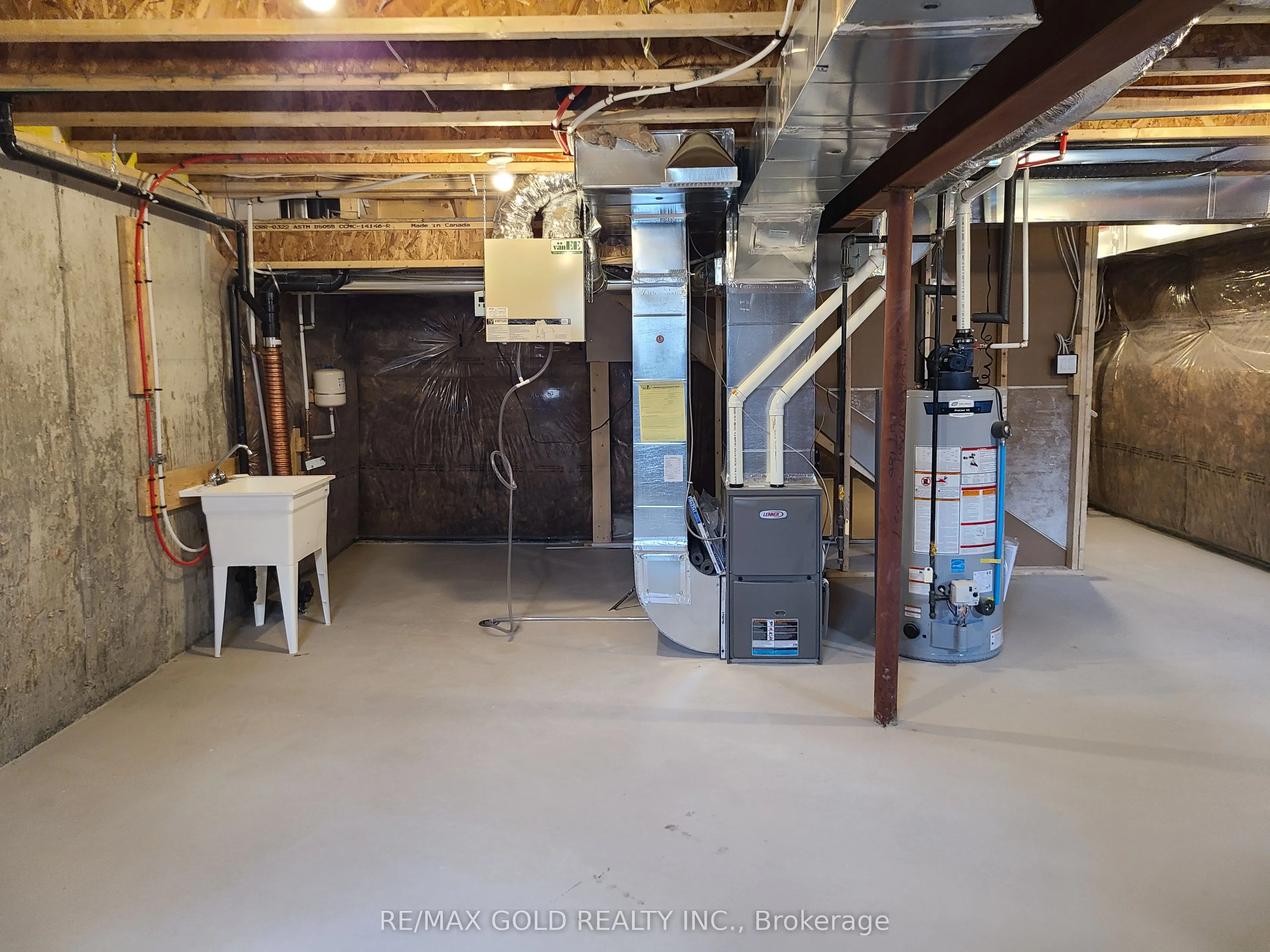 202 Histand Trail