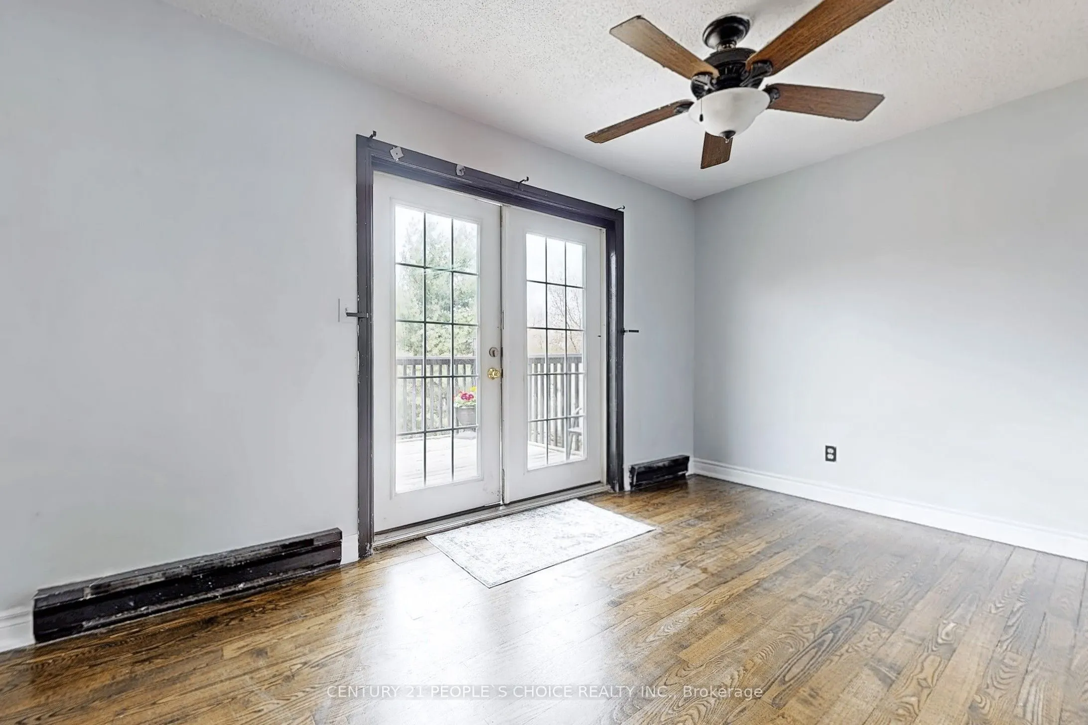 156 Main Street W