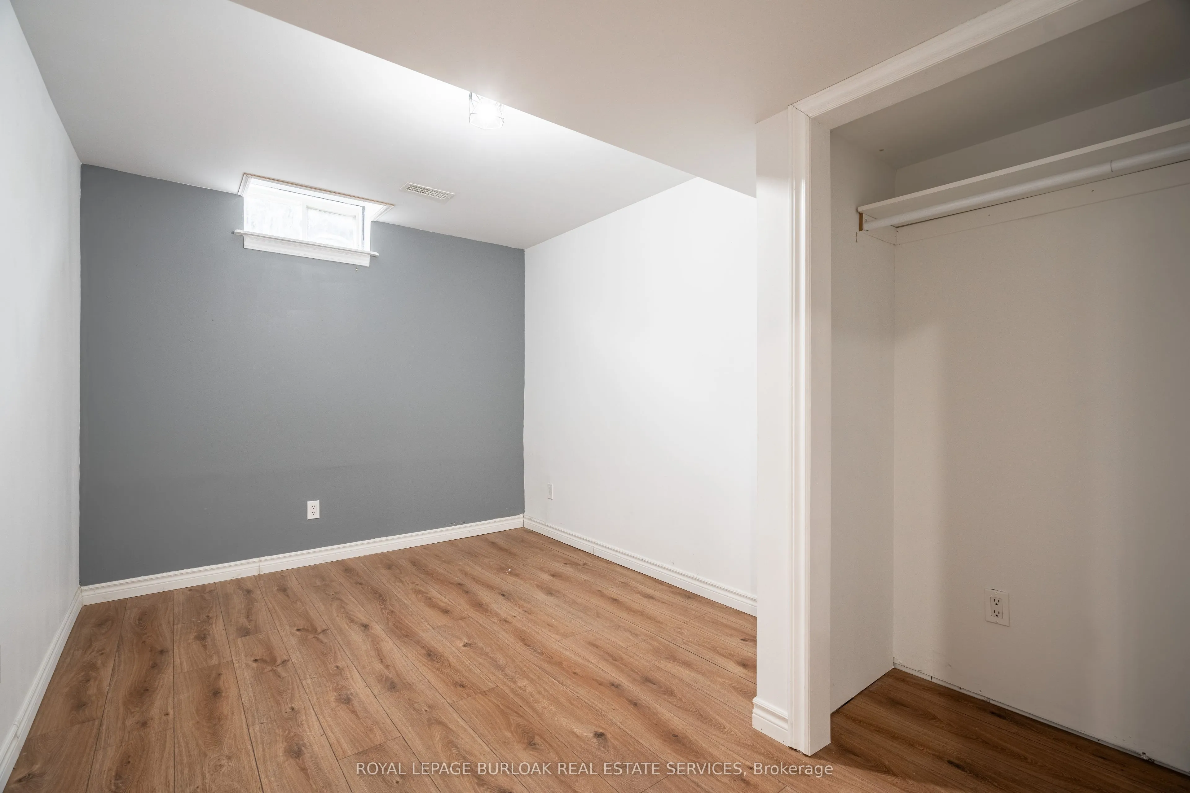 8383 Heikoop Crescent