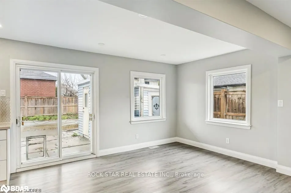 131 BELL Avenue, #Unit B