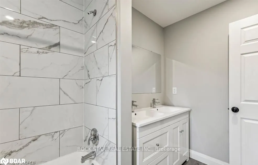 131 BELL Avenue, #Unit B