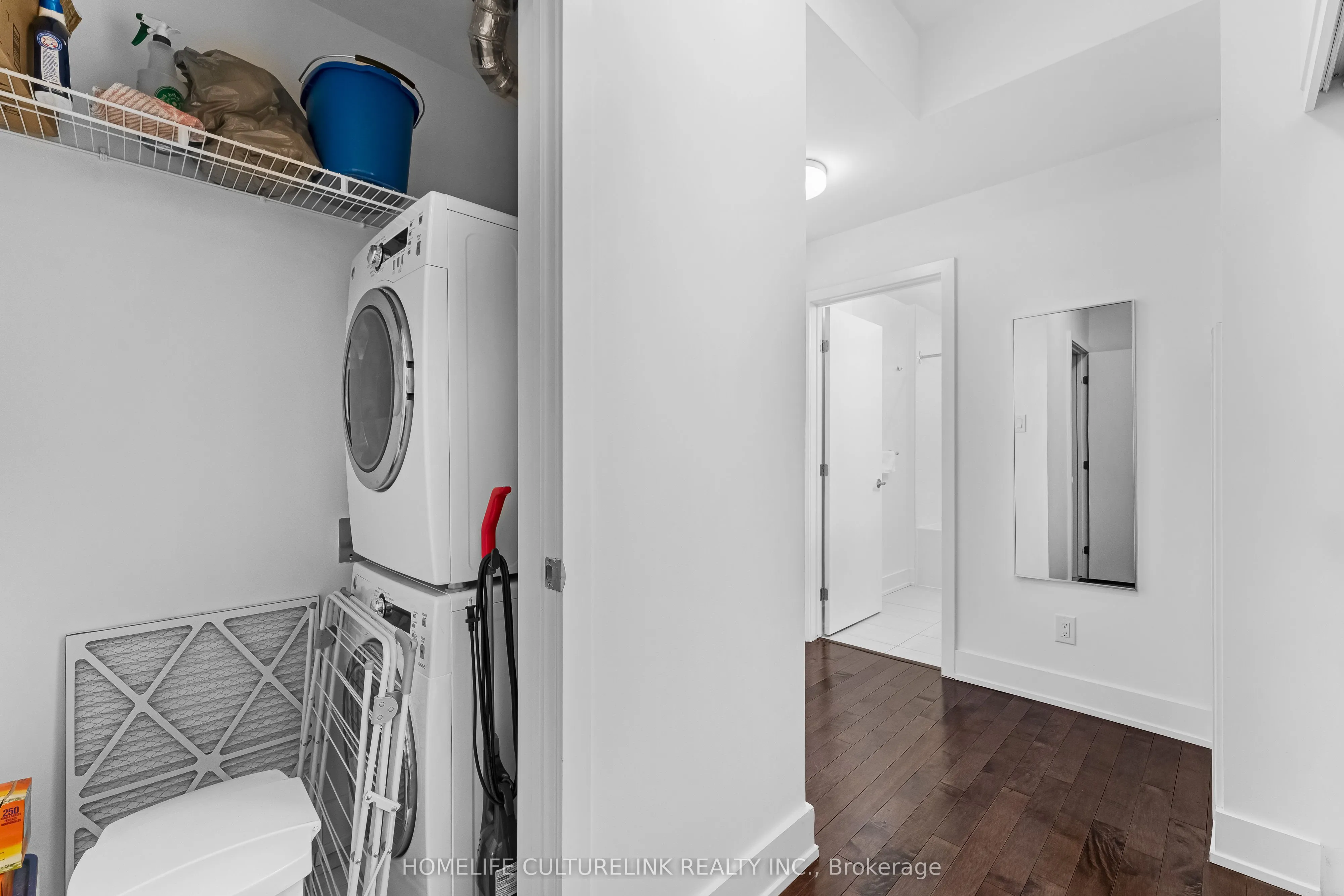 88 Richmond Road, #512