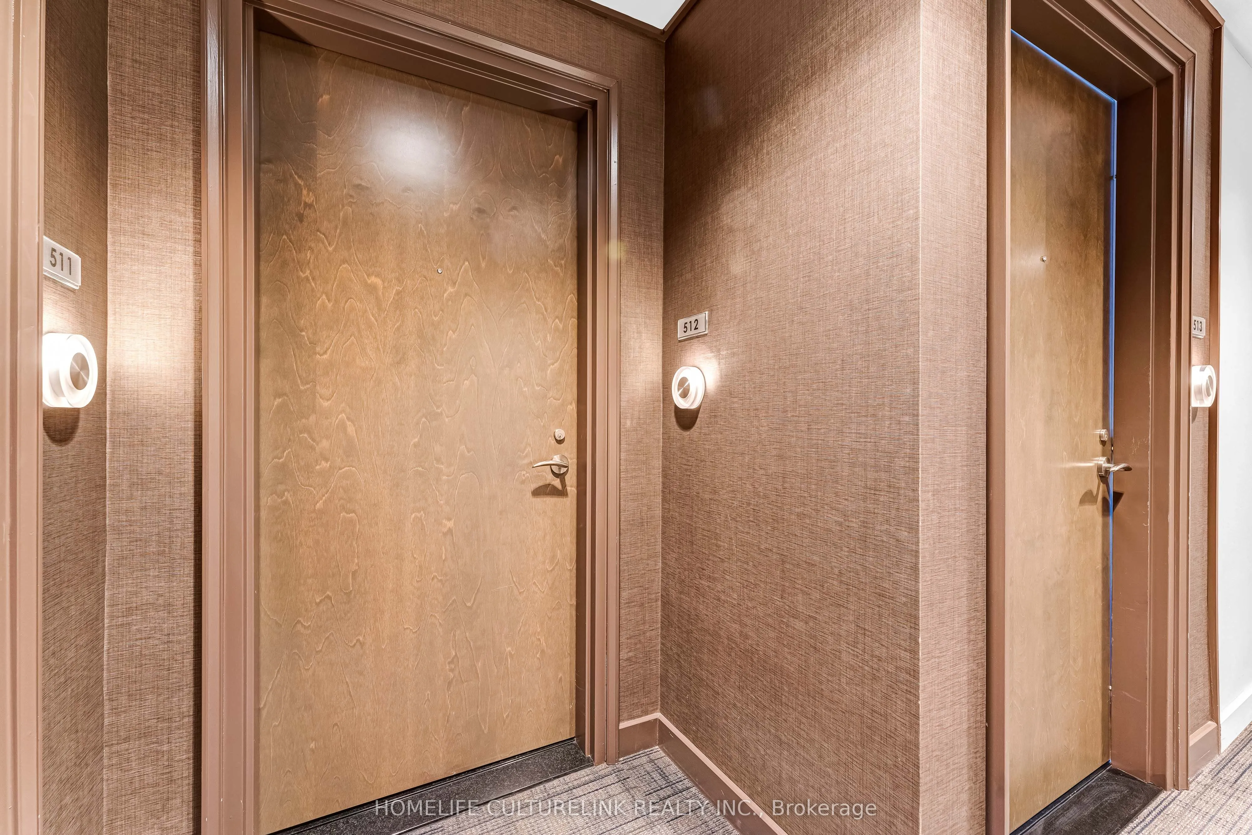 88 Richmond Road, #512